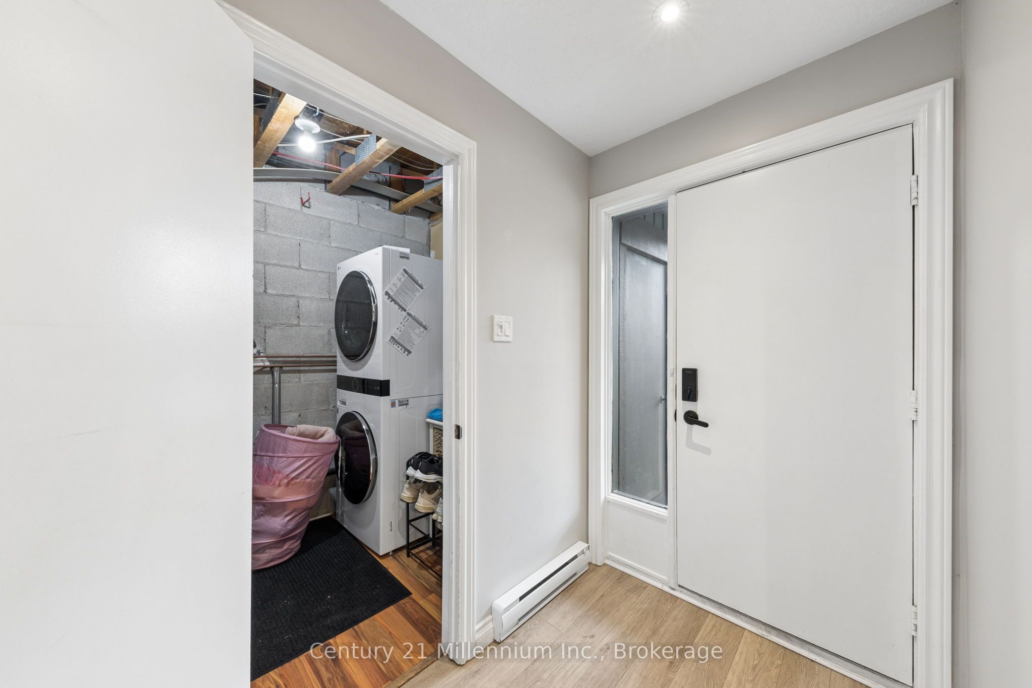 156 N Escarpment Crescent Property Photo 17