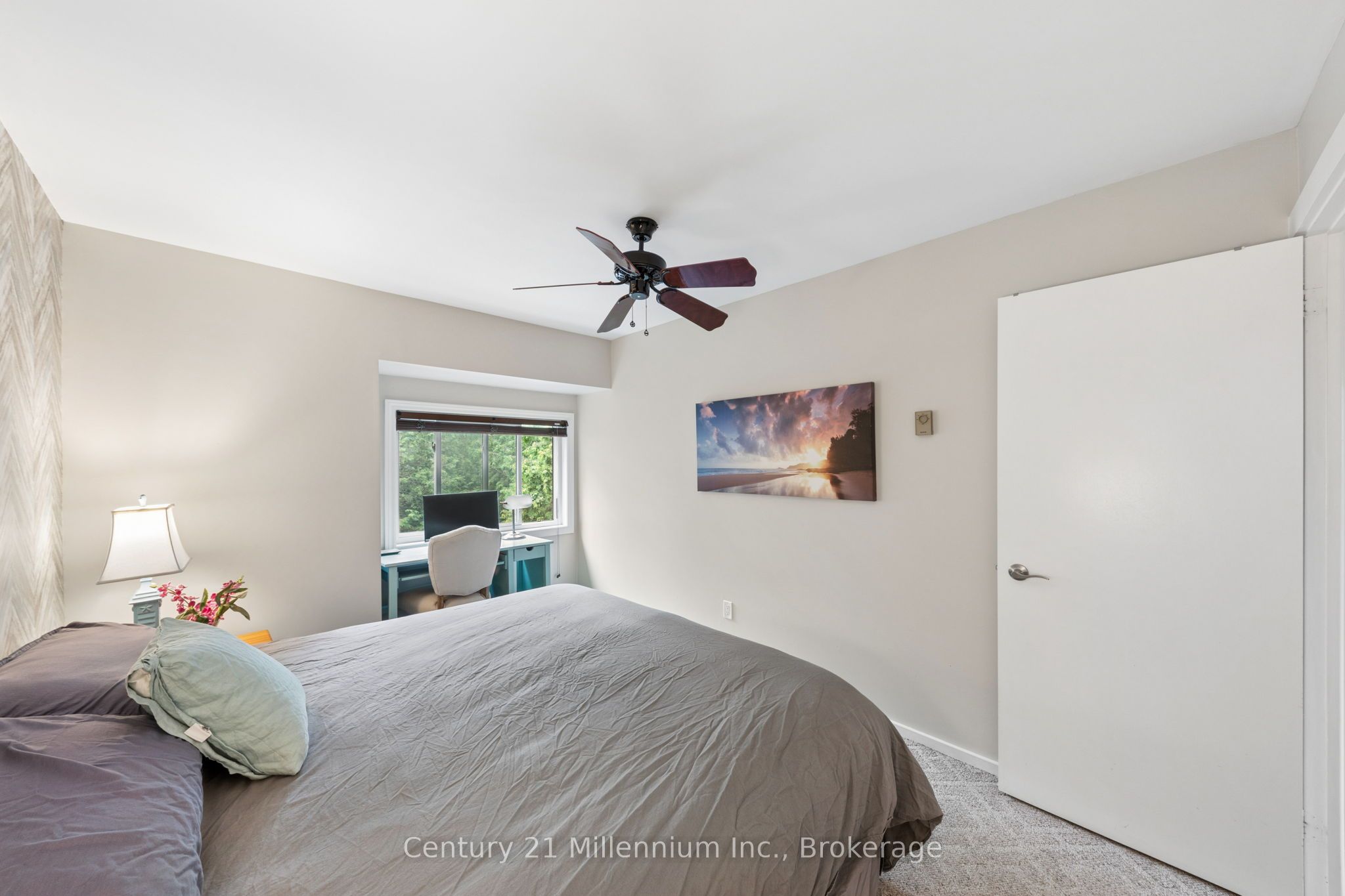 156 N Escarpment Crescent Property Photo 20