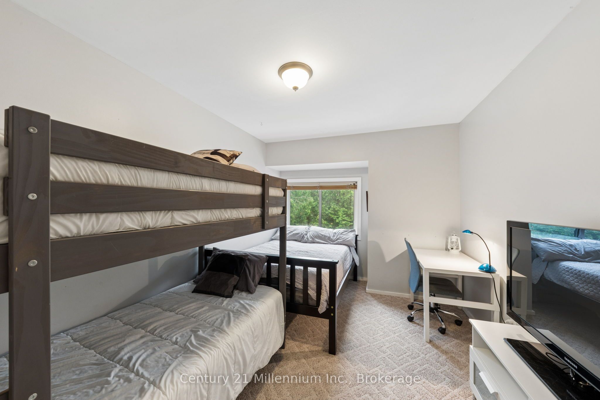 156 N Escarpment Crescent Property Photo 27