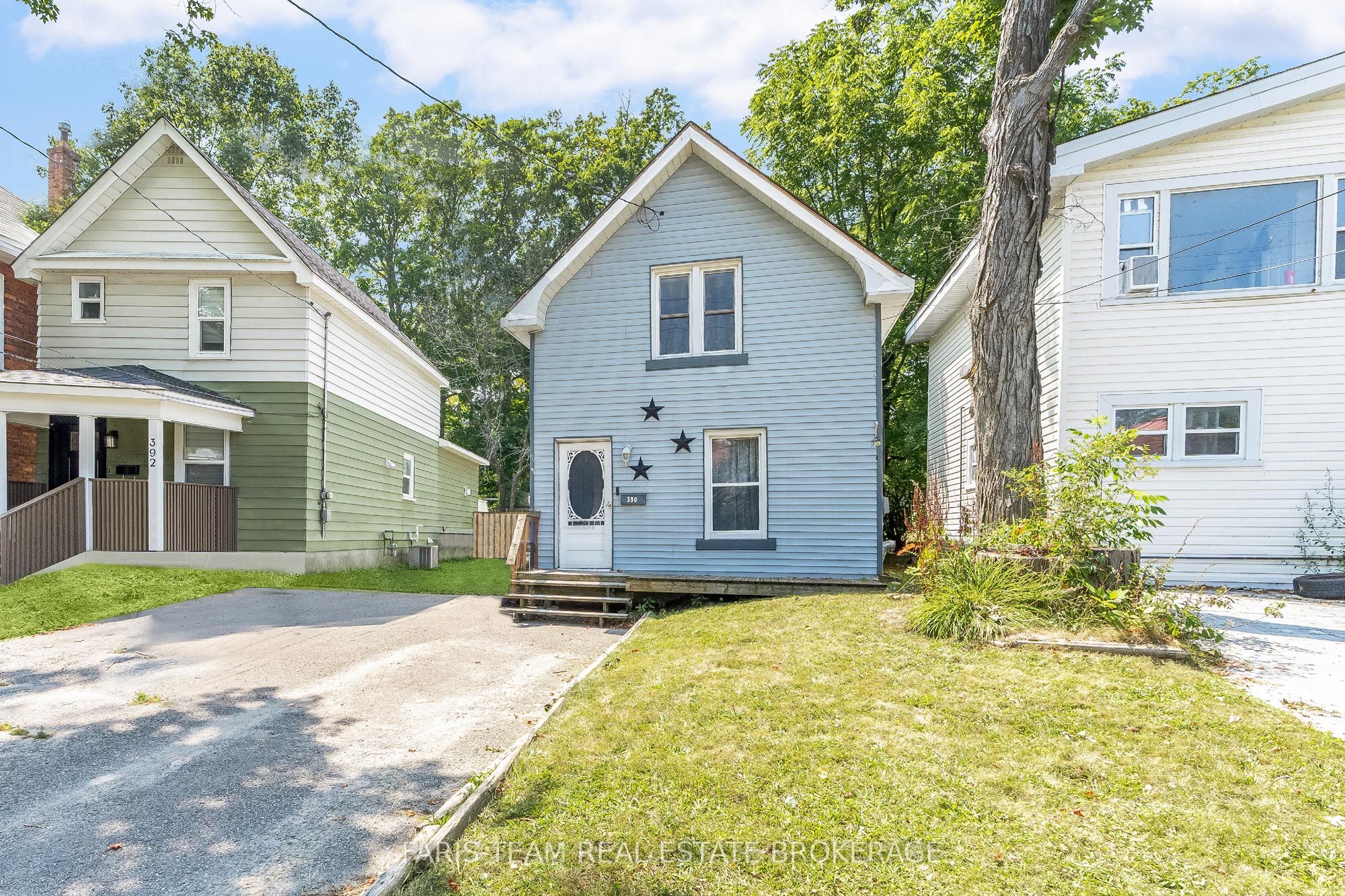 390 Mildred Street Property Photo 2