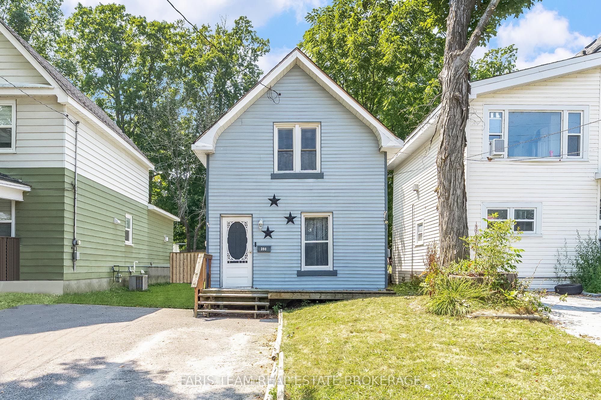390 Mildred Street Property Photo 3