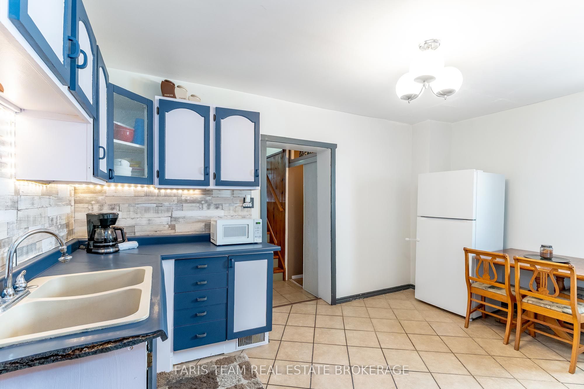 390 Mildred Street Property Photo 4