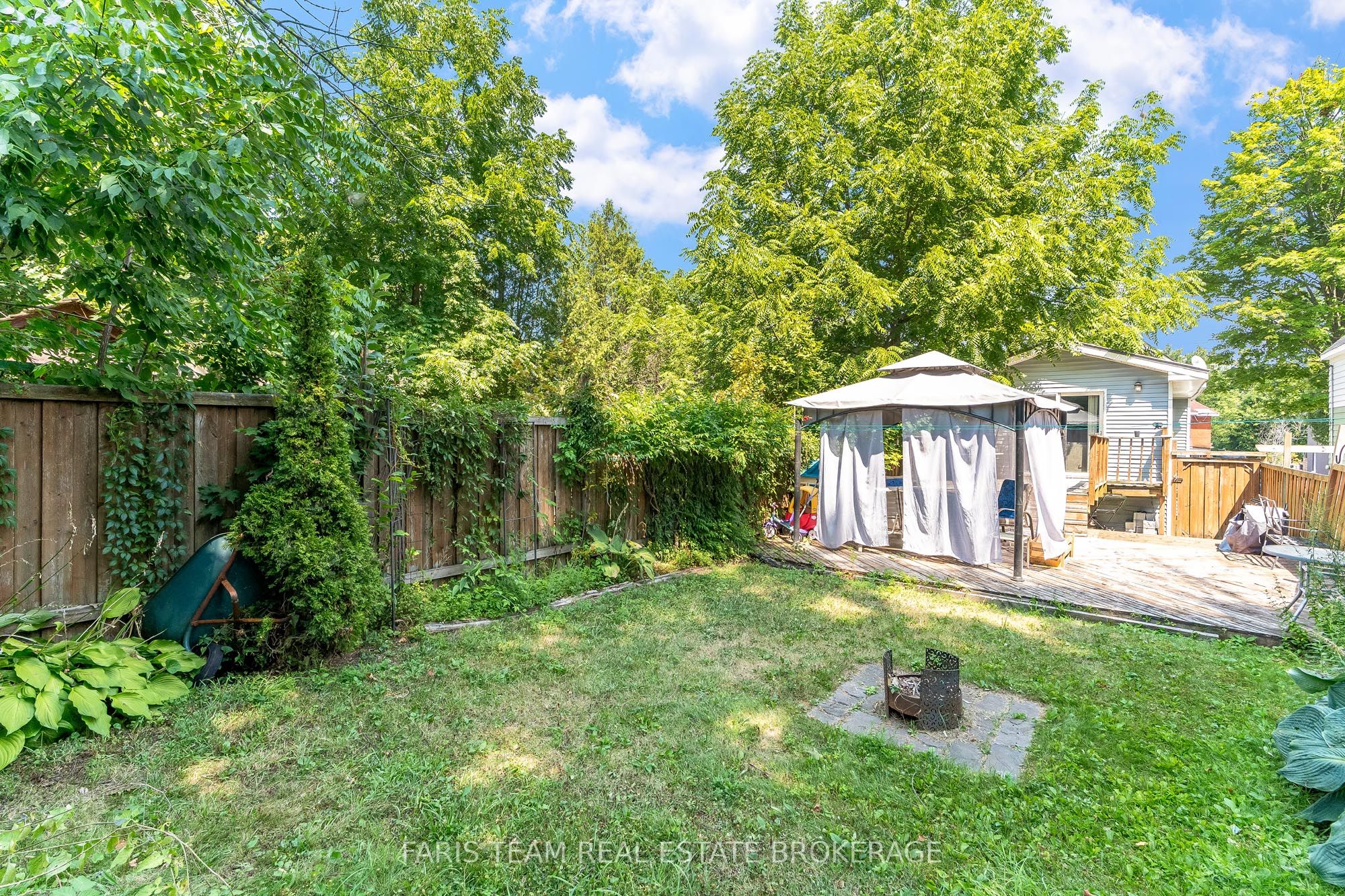 390 Mildred Street Property Photo 28