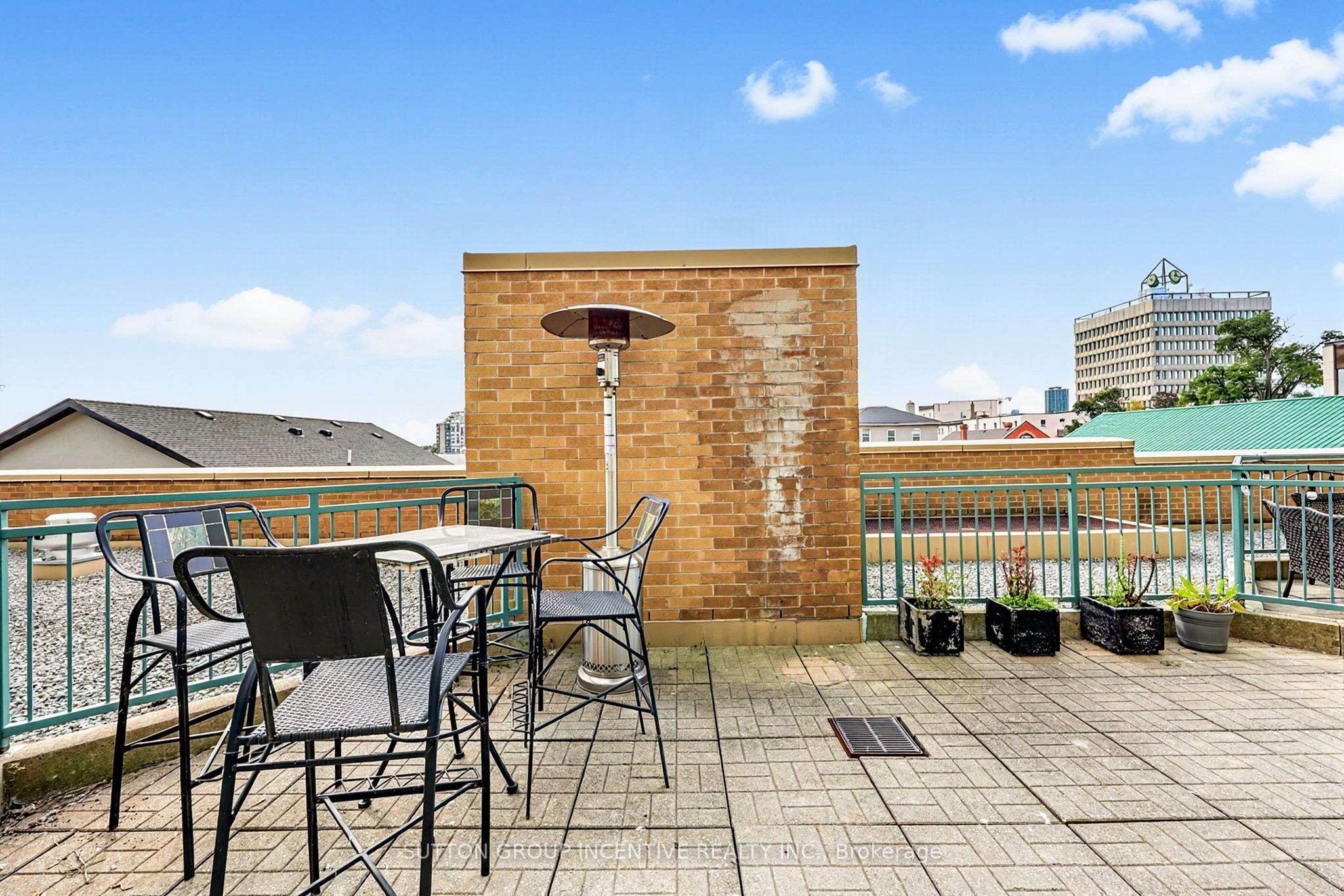 140 Dunlop Street E 304 Property Photo 23