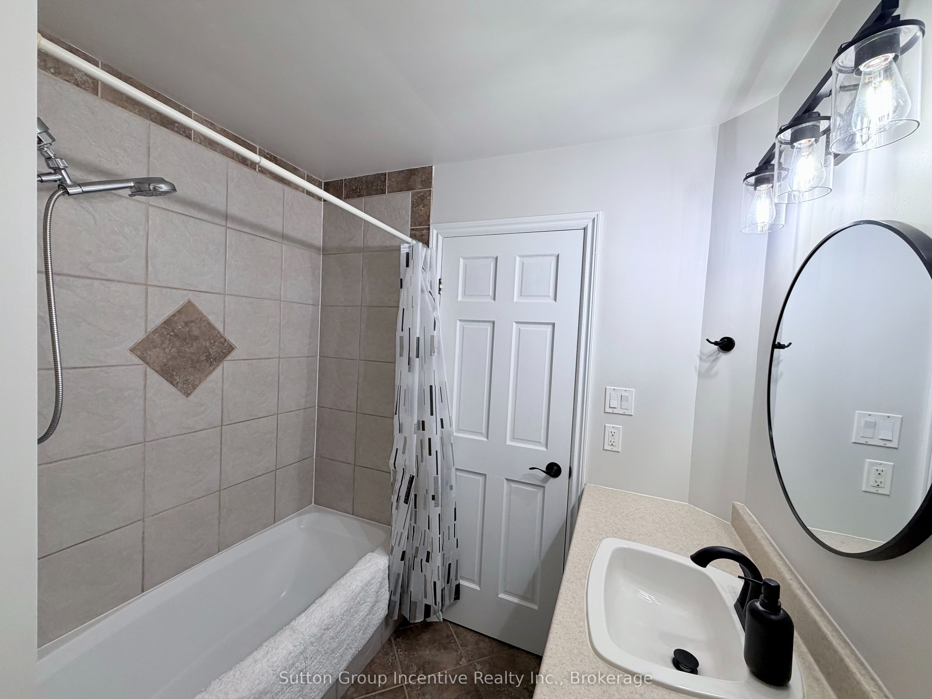 9 George Street Property Photo 22