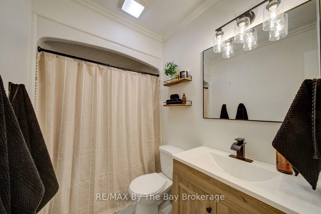 29 Downer Crescent Property Photo 19