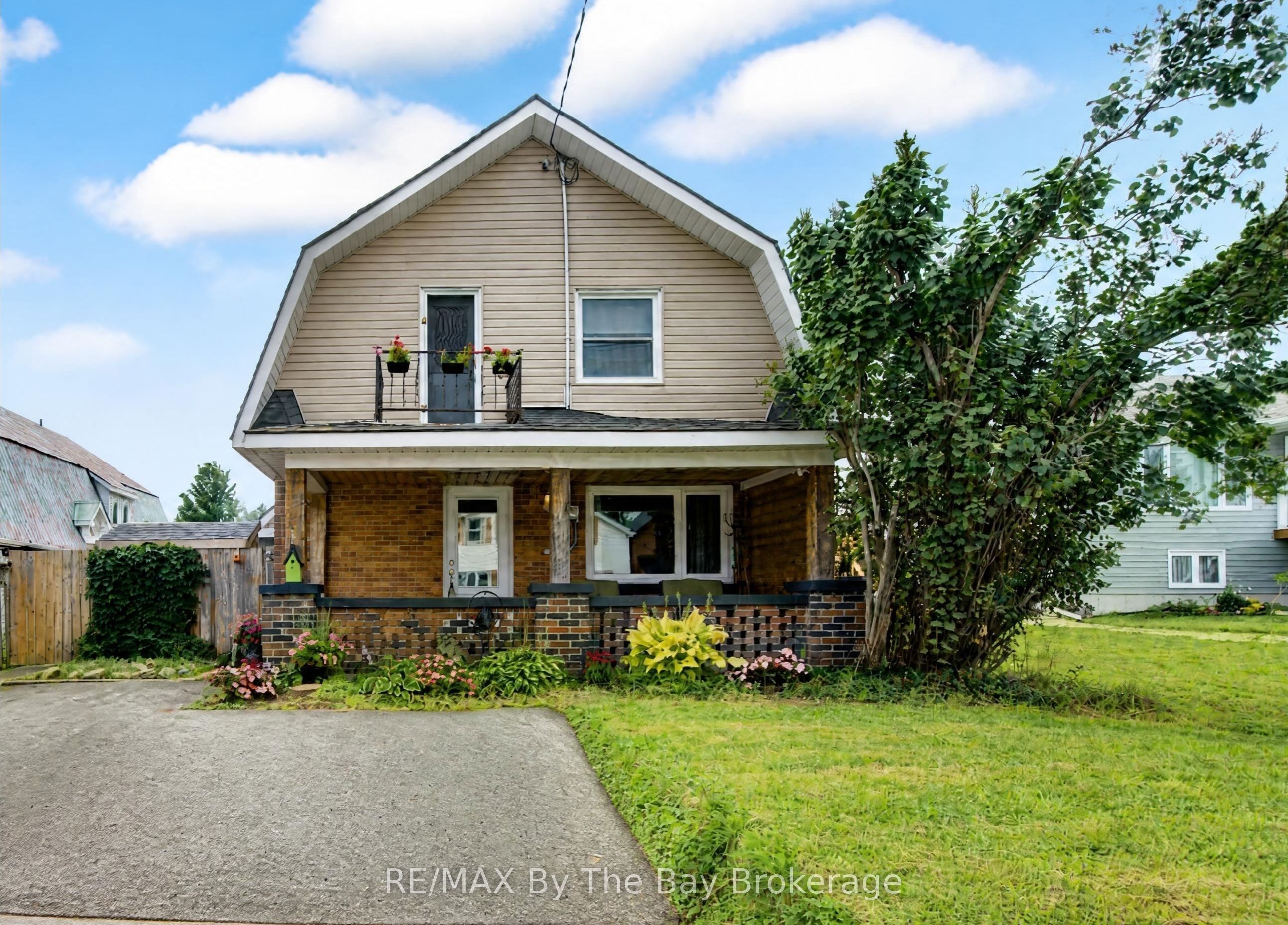 794116 Grey Rd 124 Road Property Photo 1