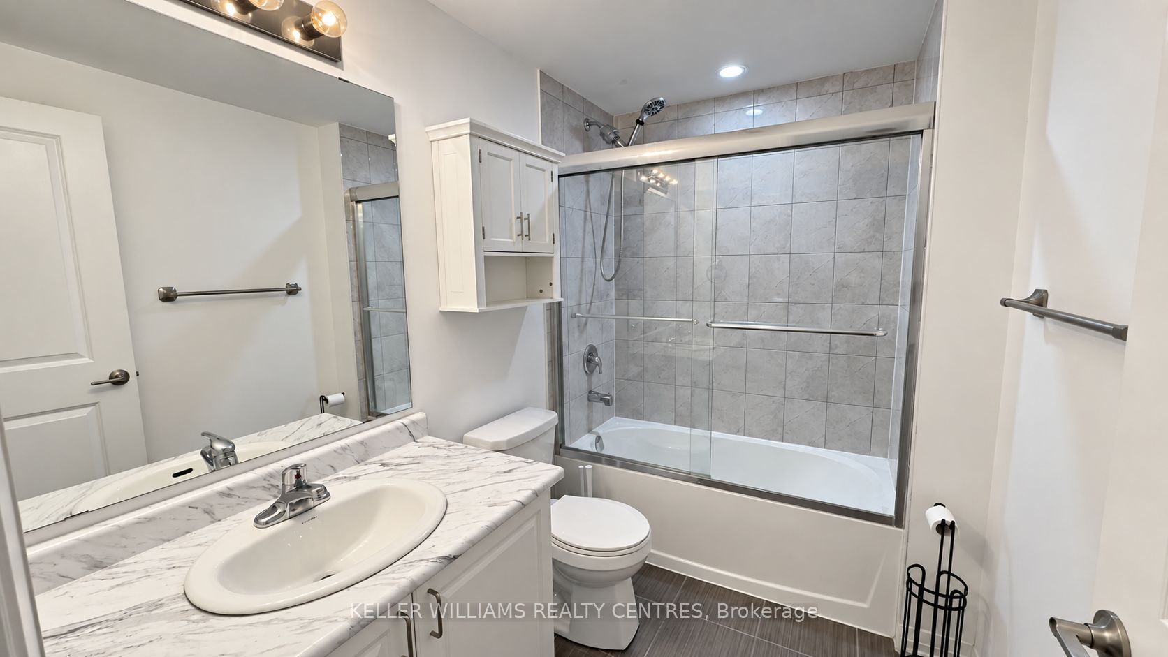 20 Koda Street 409 Property Photo 7