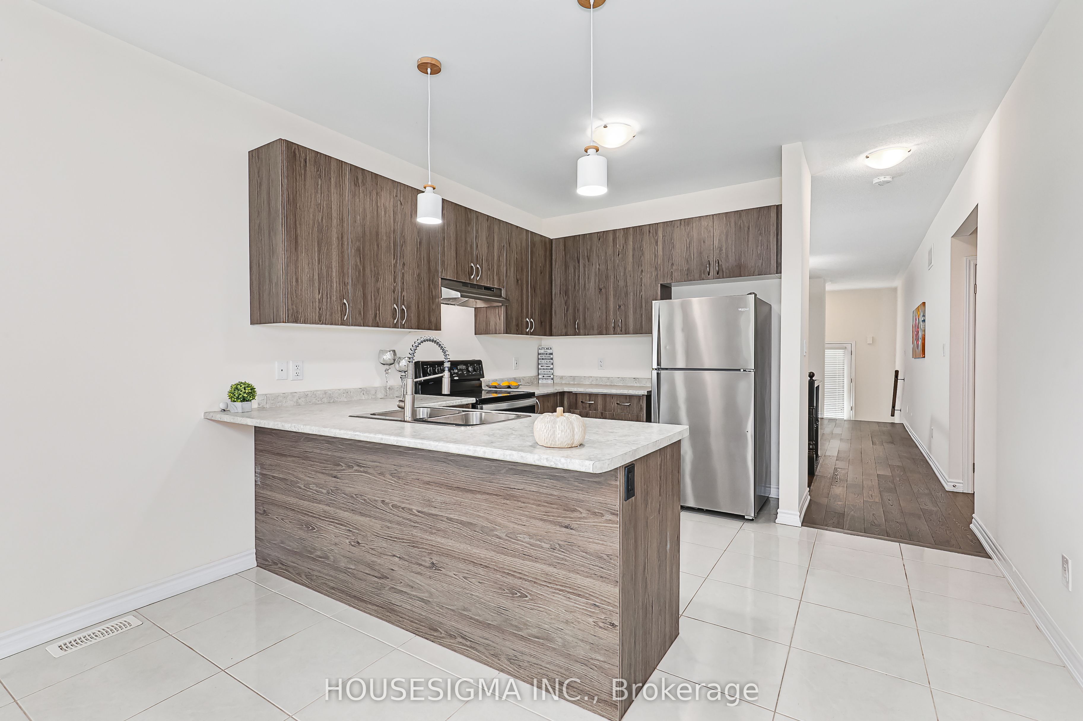 22 Simona Avenue Property Photo 19