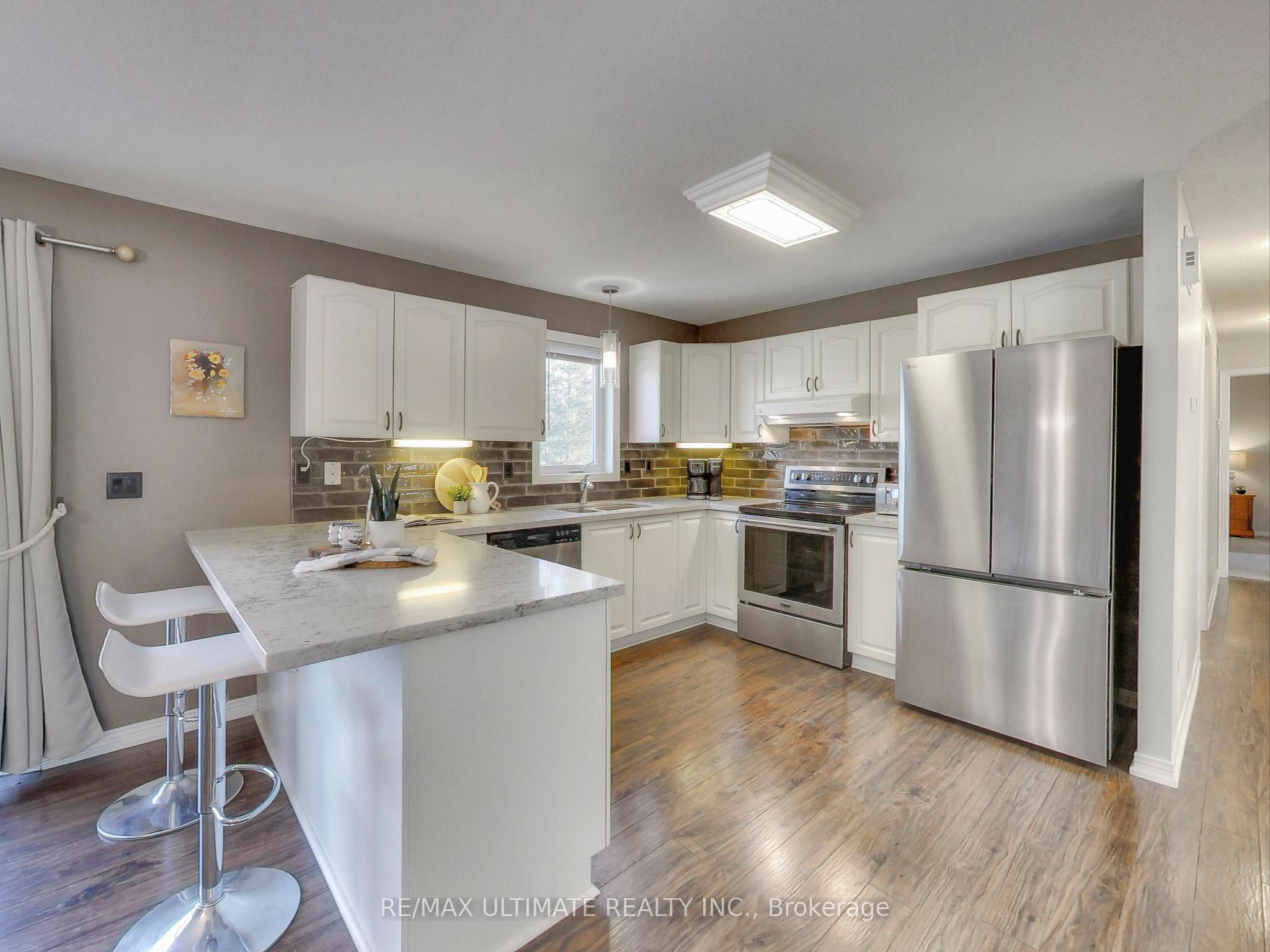 71 61st Street S Property Photo 9