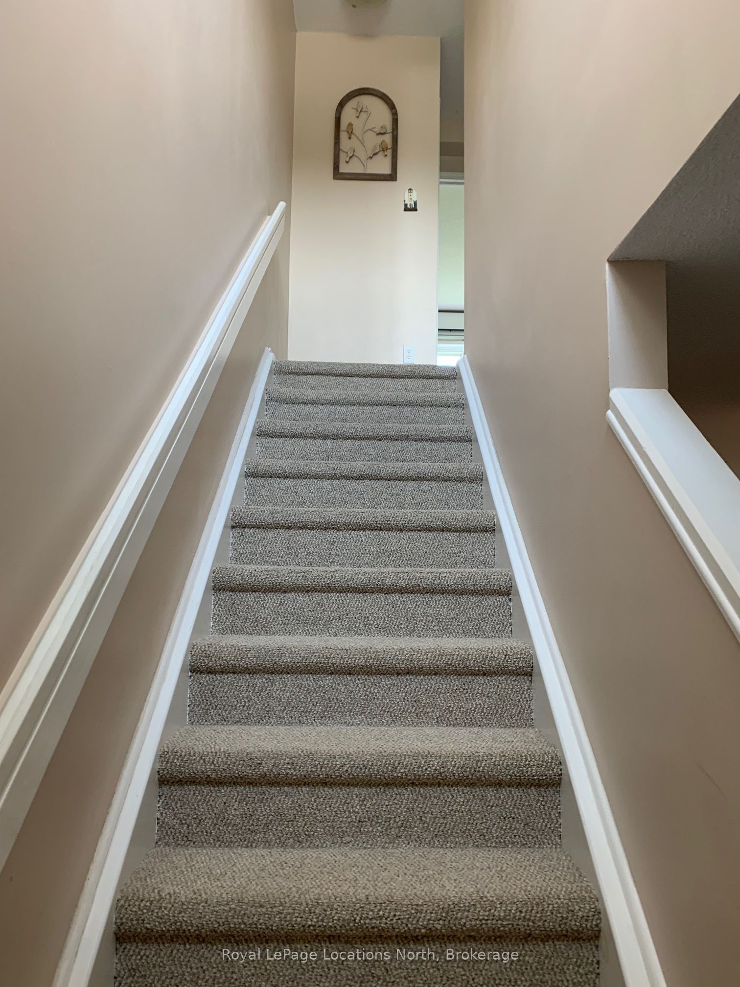 347 Mariners Way Property Photo 9