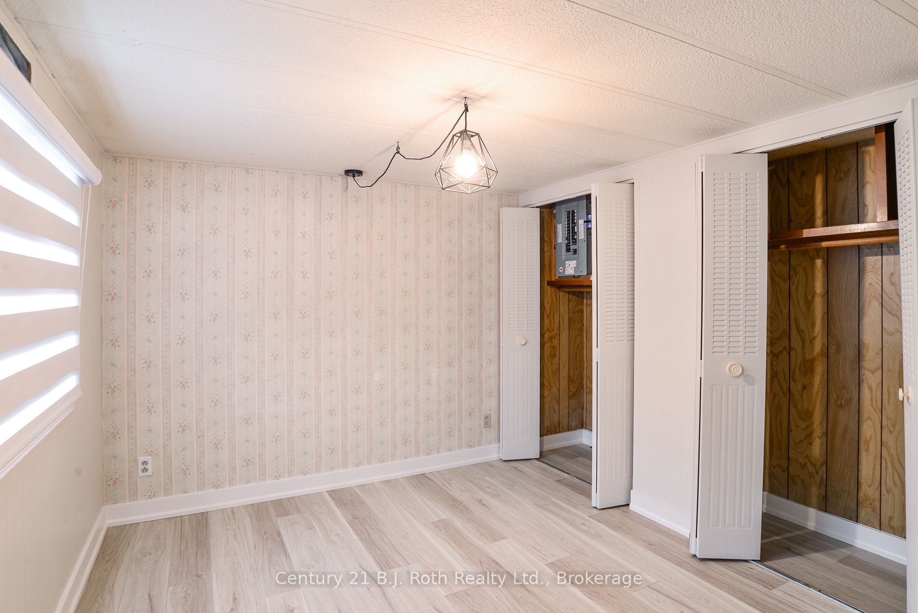 580 West Street S 33 Property Photo 10
