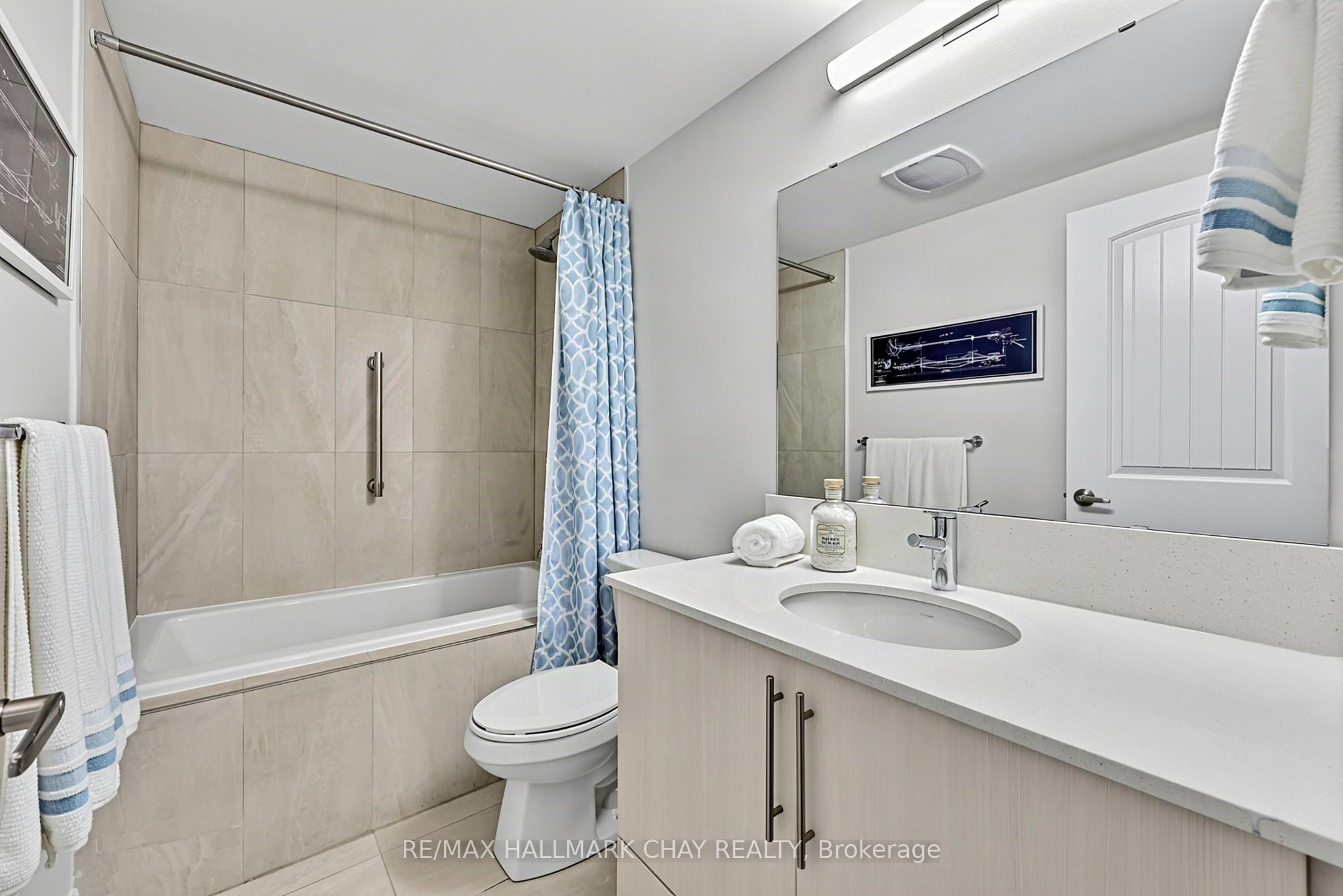 58 Lakeside Terrace 819 Property Photo 11