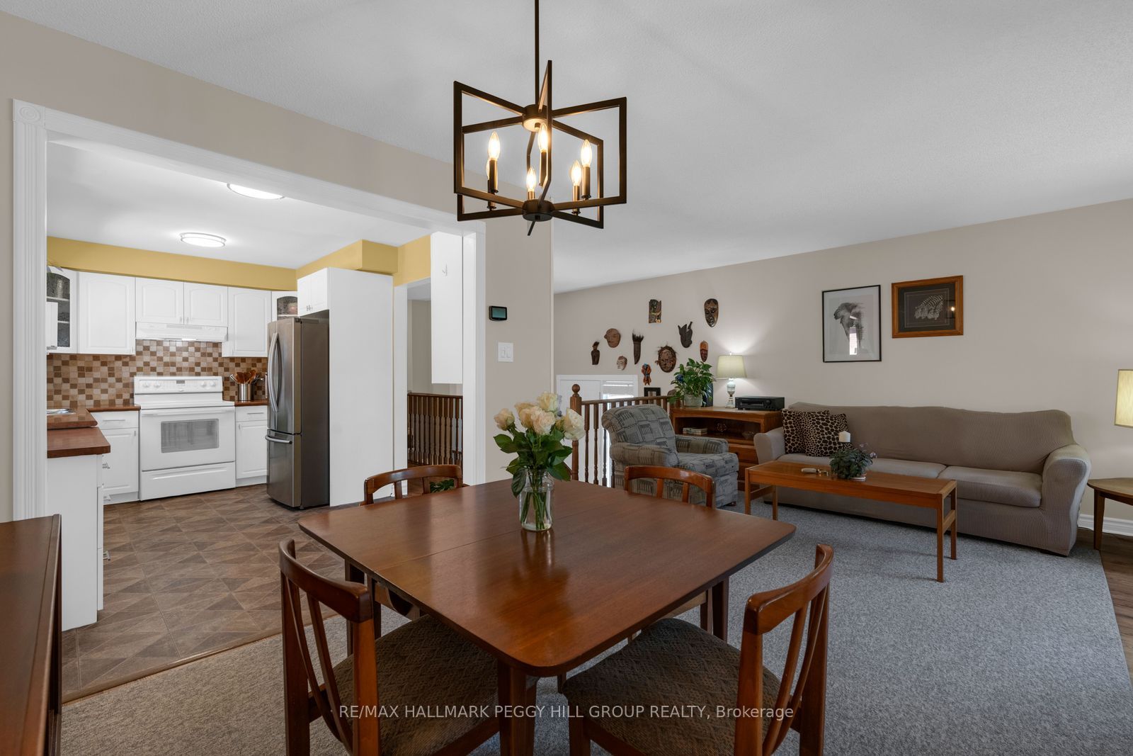 5 Barwick Drive Property Photo 2