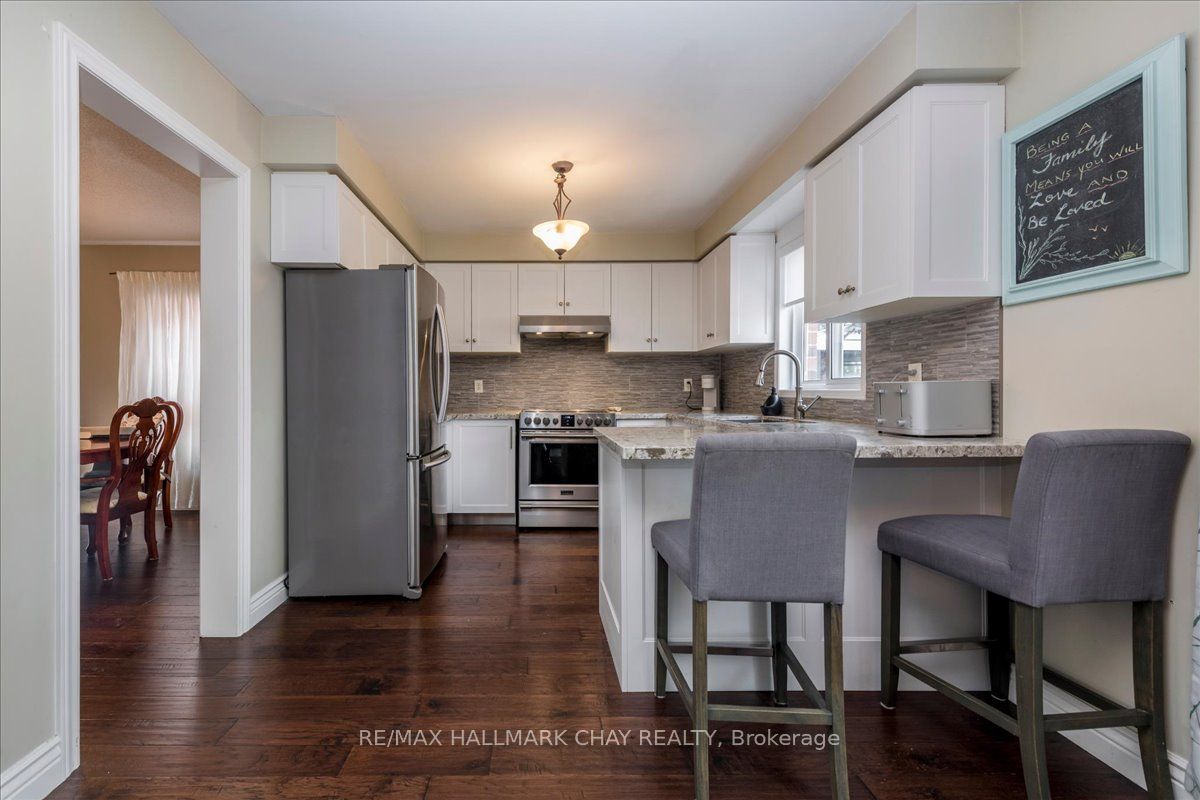 18 Bear Creek Drive Property Photo 9