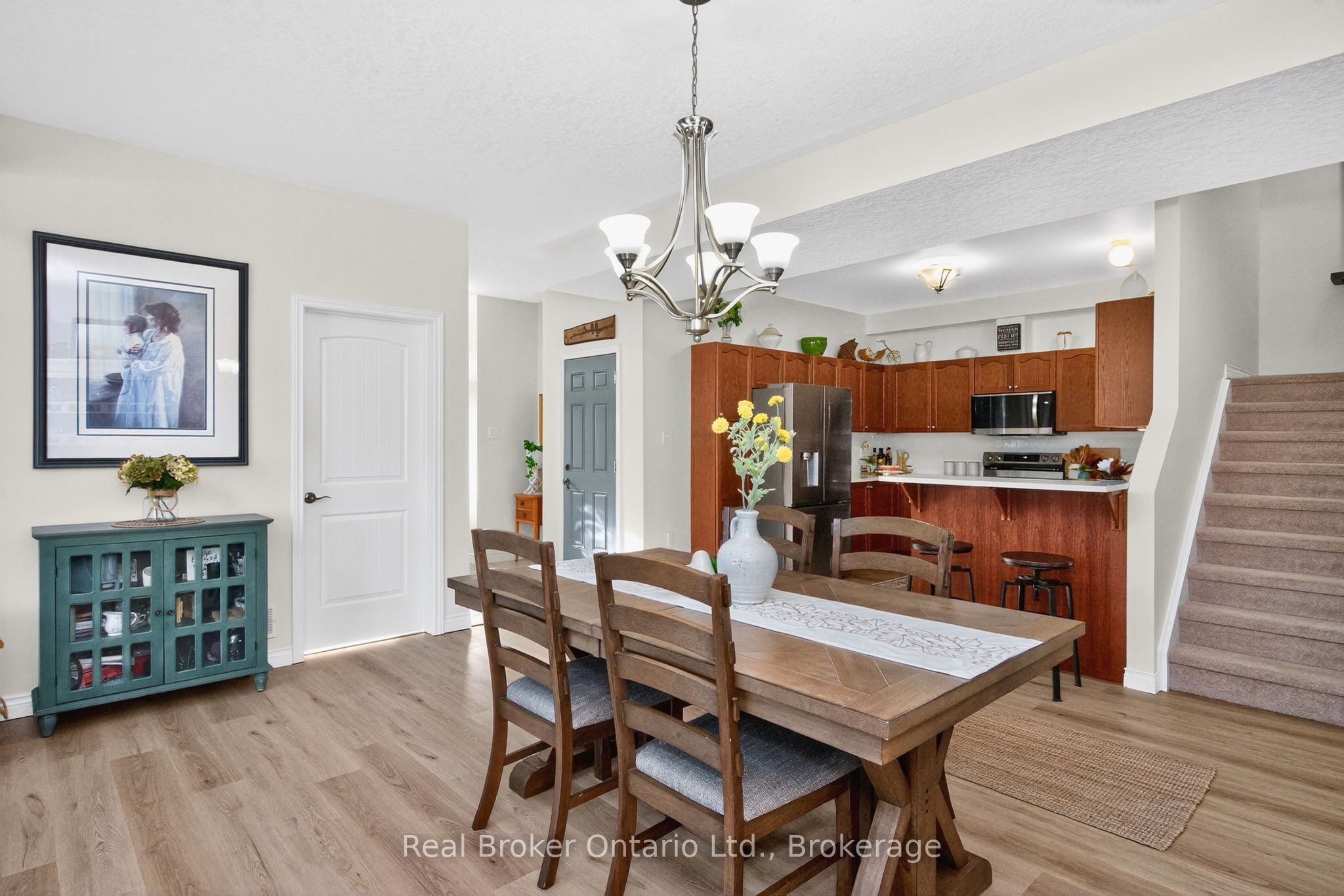 438 Shewfelt Crescent Property Photo 18