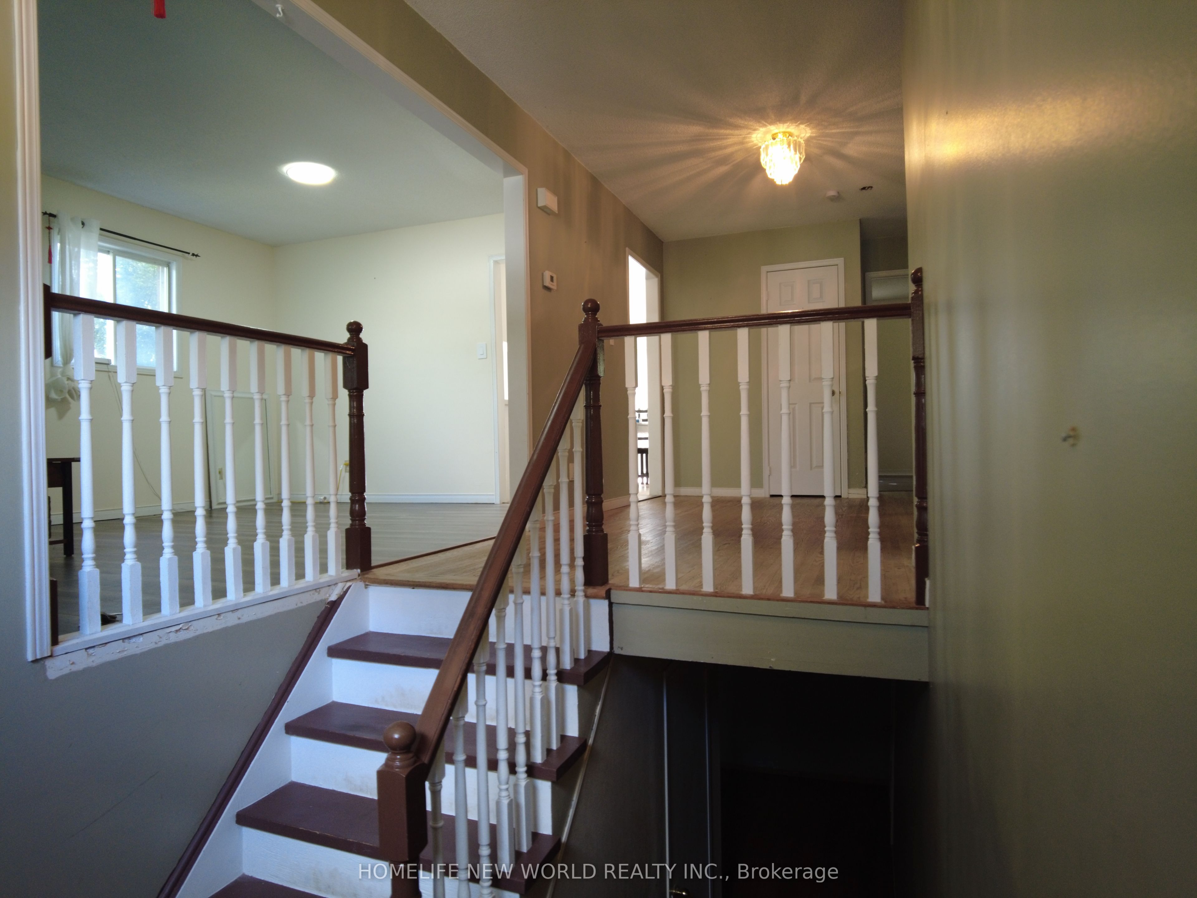 42 Engel Crescent Property Photo 2