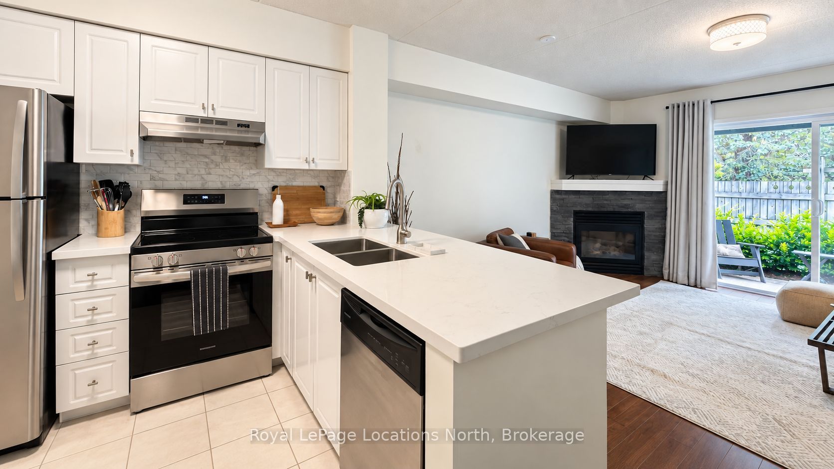 288 Mariners Way Property Photo 4