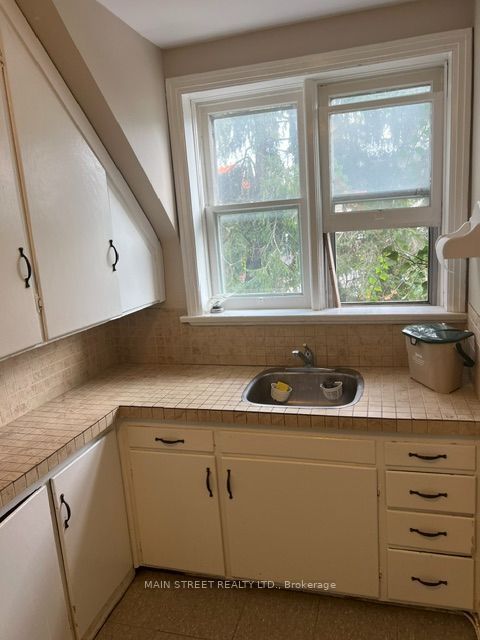 29 Parkside Drive 2 Property Photo 6