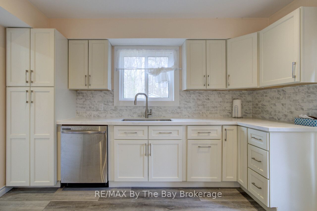 646 Oxbow Park Drive Property Photo 19