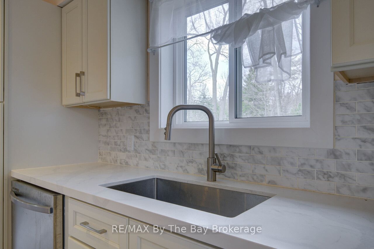 646 Oxbow Park Drive Property Photo 21