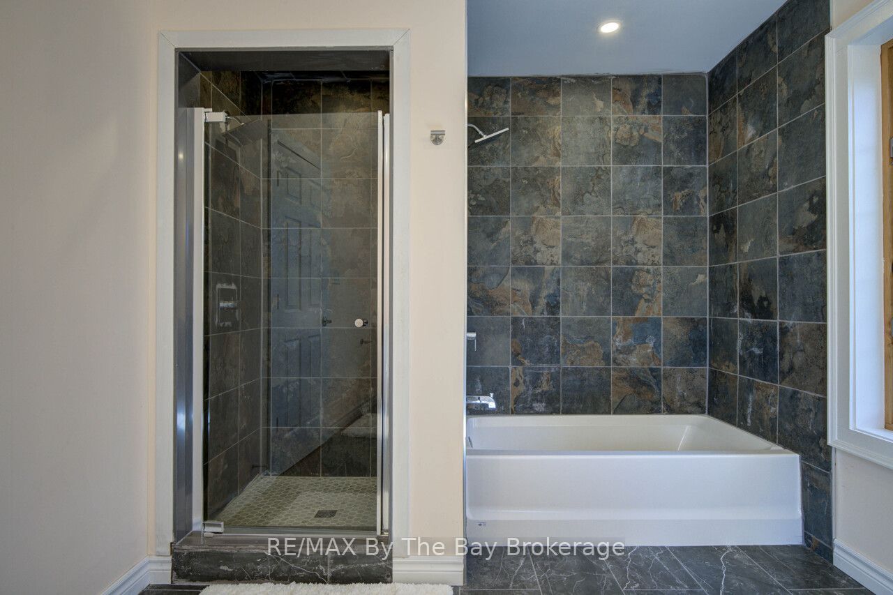 646 Oxbow Park Drive Property Photo 39
