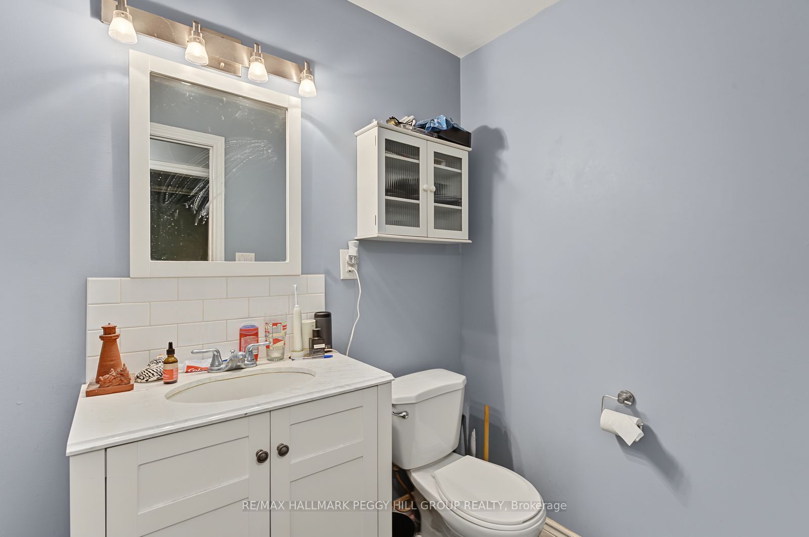 9 Baker Crescent Lower Property Photo 6