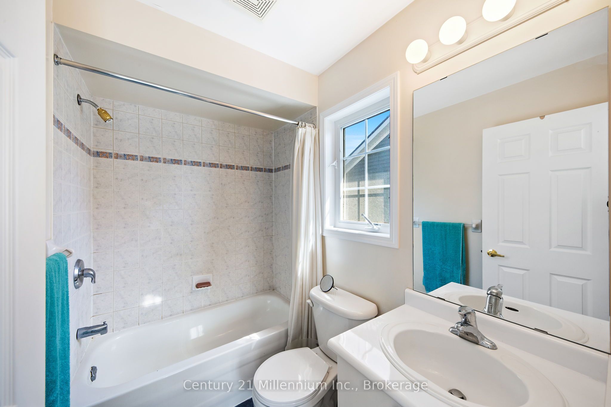 75 Green Briar Drive Property Photo 17