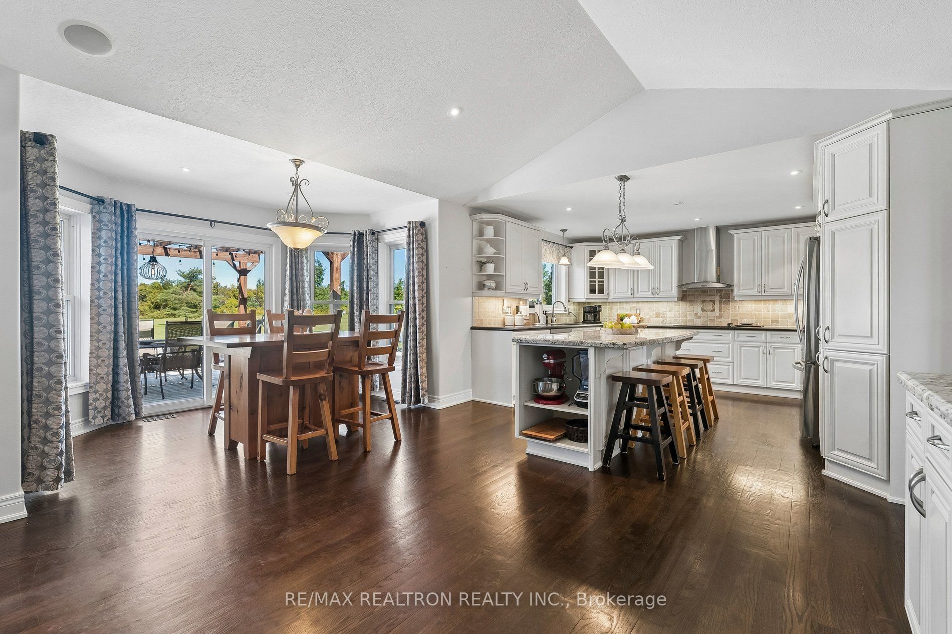 14 Lauder Road Property Photo 13