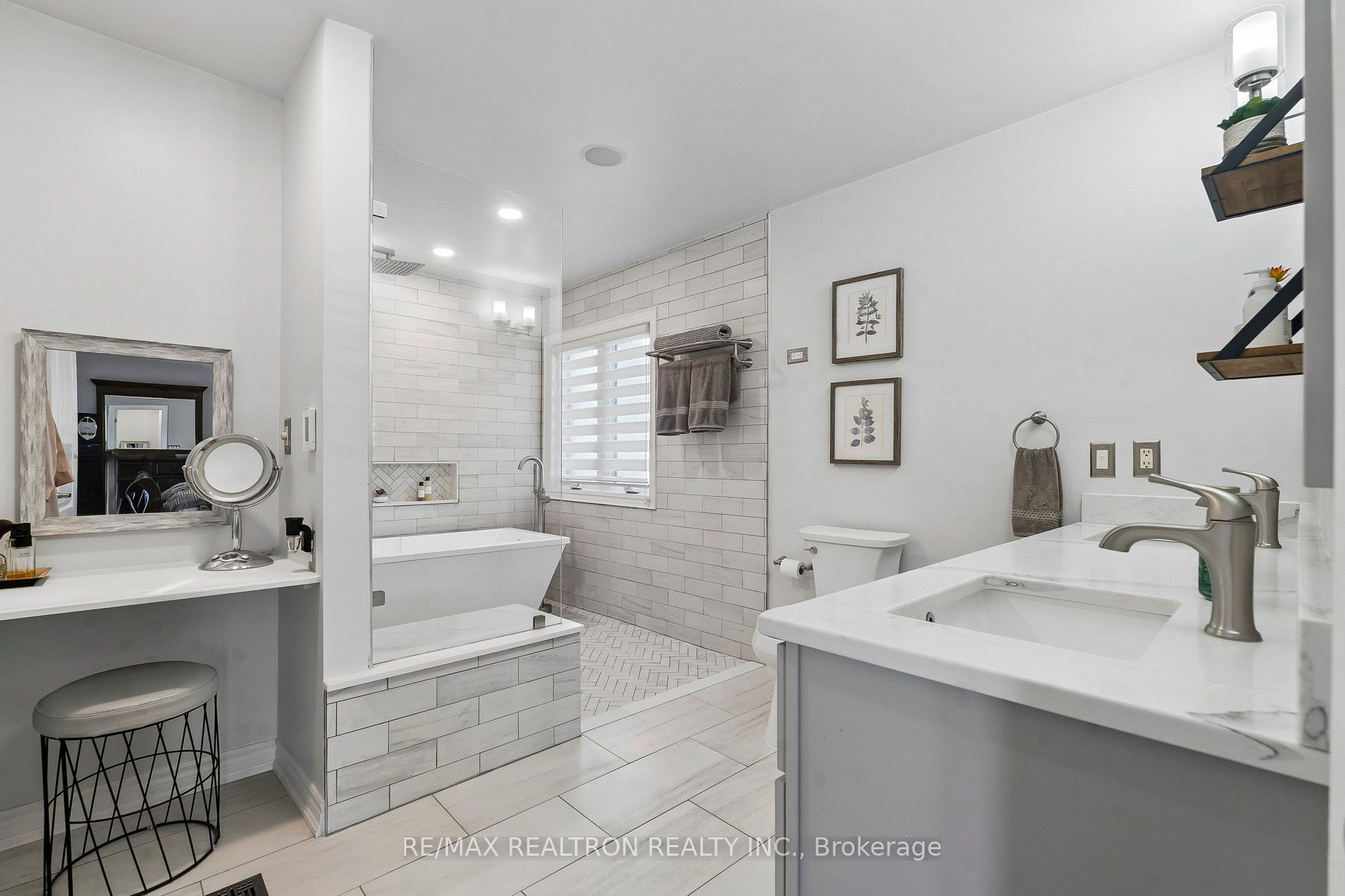 14 Lauder Road Property Photo 19