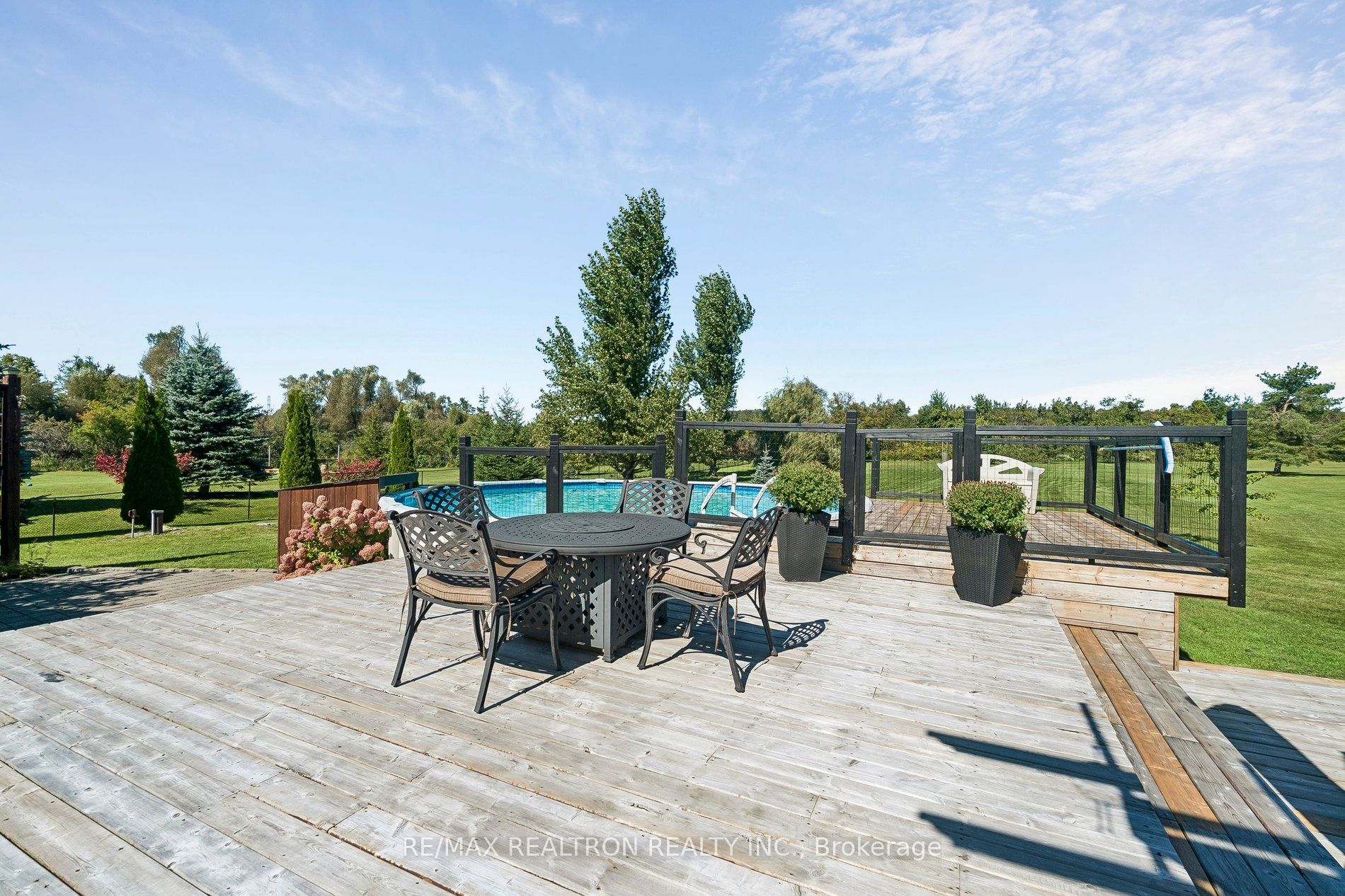 14 Lauder Road Property Photo 36