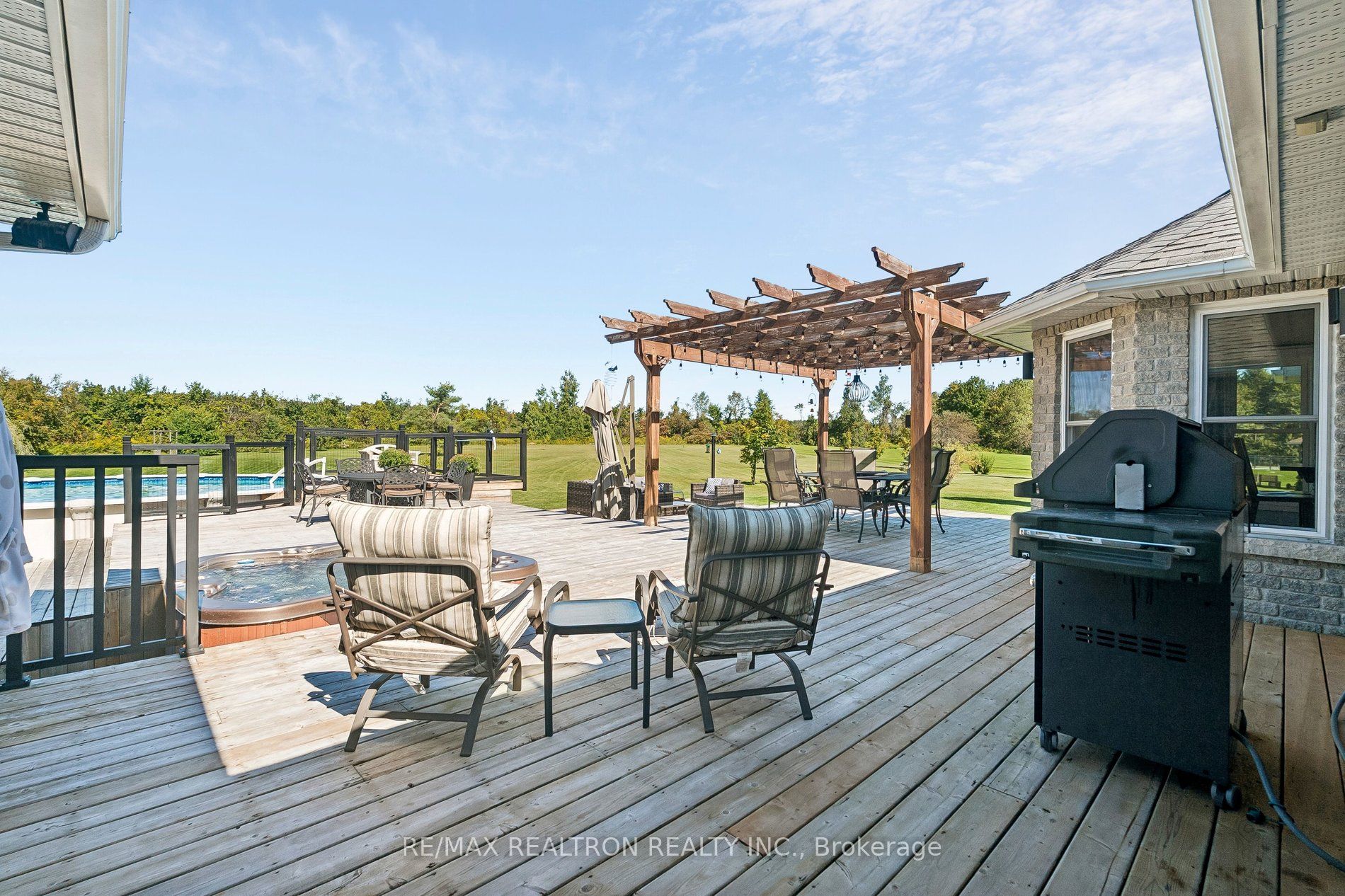 14 Lauder Road Property Photo 42