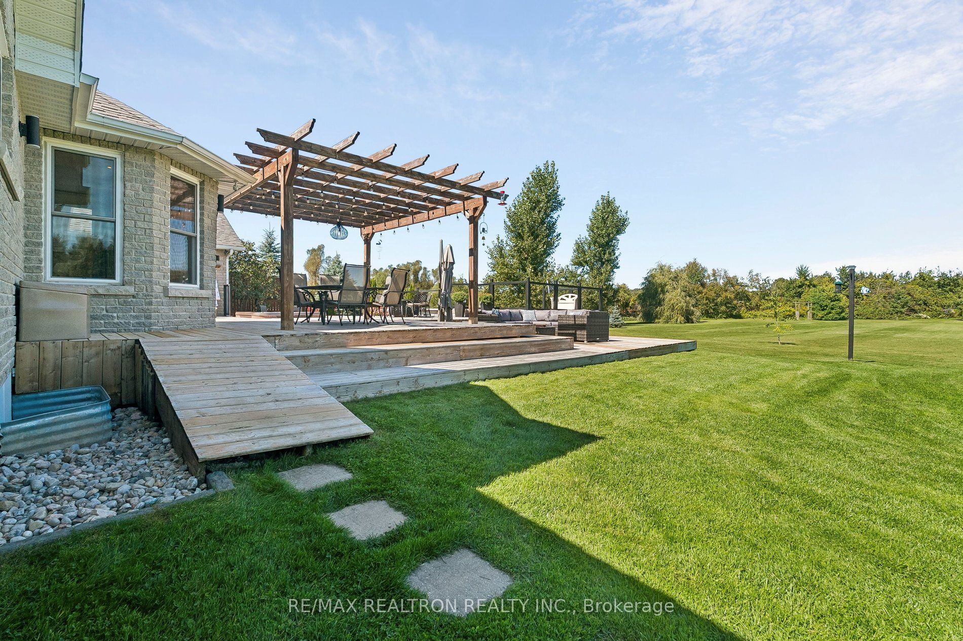 14 Lauder Road Property Photo 43