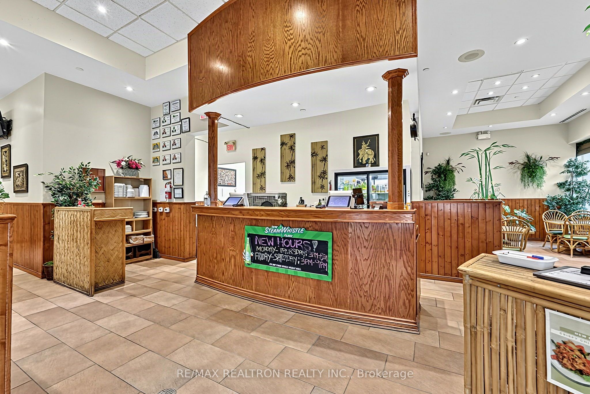 61 King Street 21-22 Property Photo 7