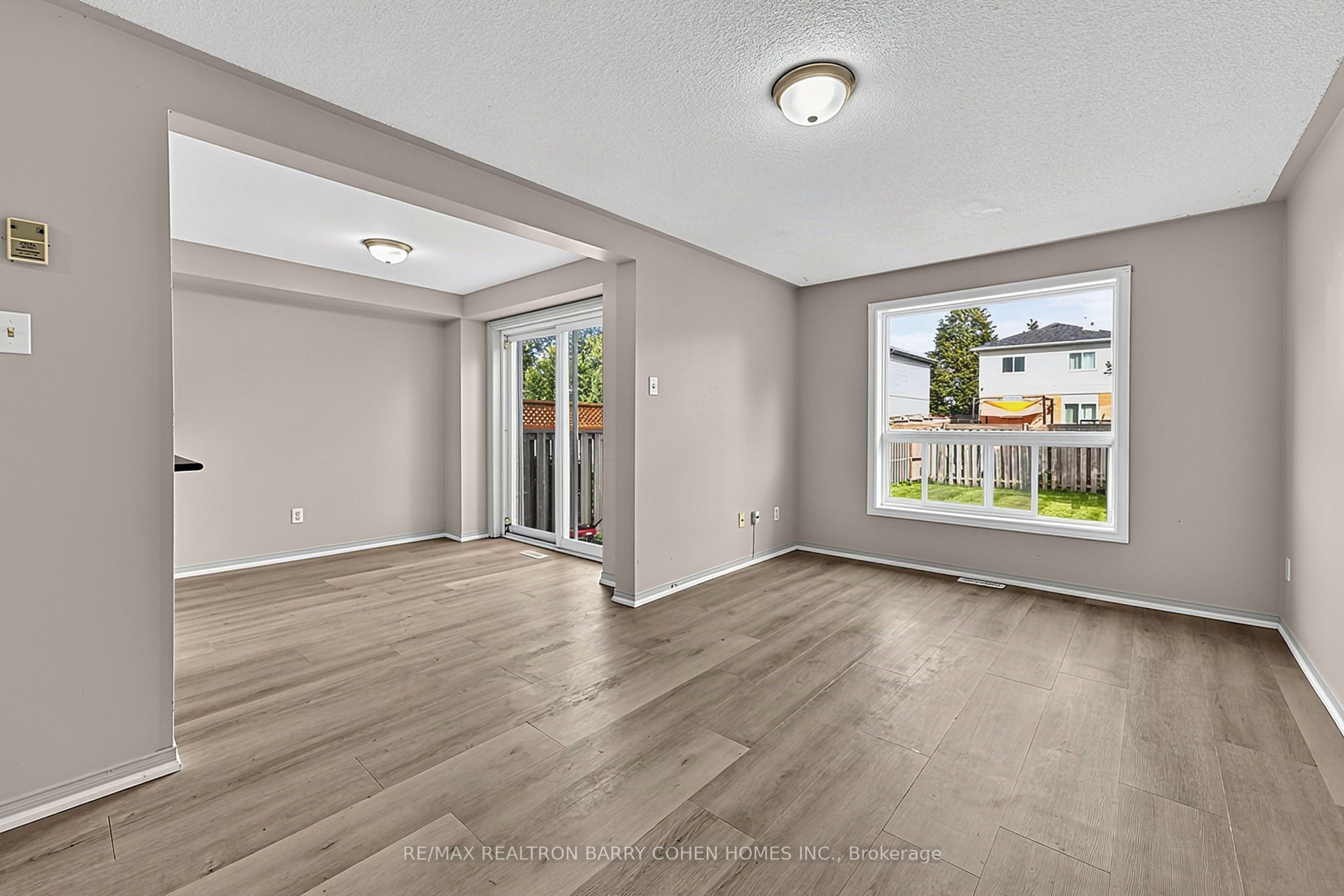 43 Black Cherry Crescent Property Photo 10