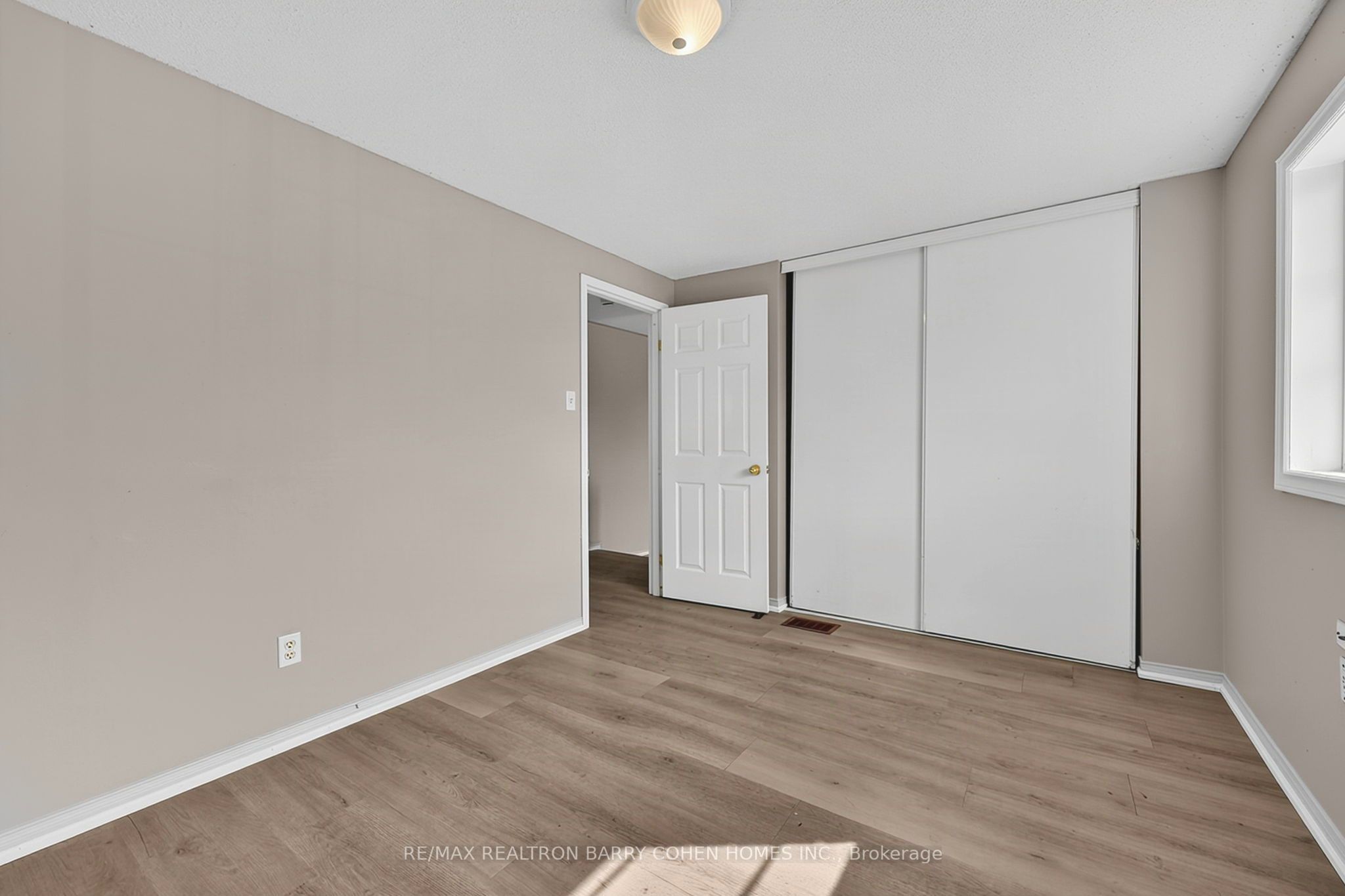 43 Black Cherry Crescent Property Photo 13
