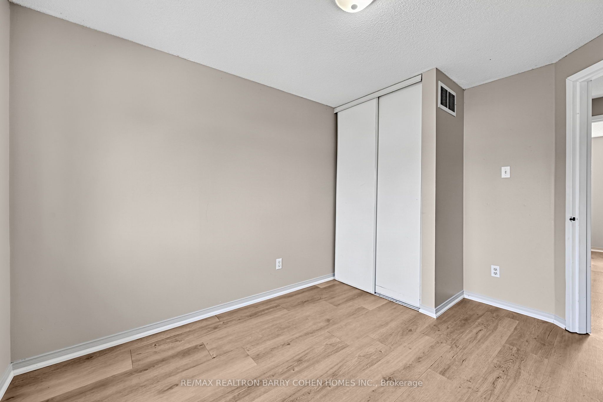 43 Black Cherry Crescent Property Photo 17
