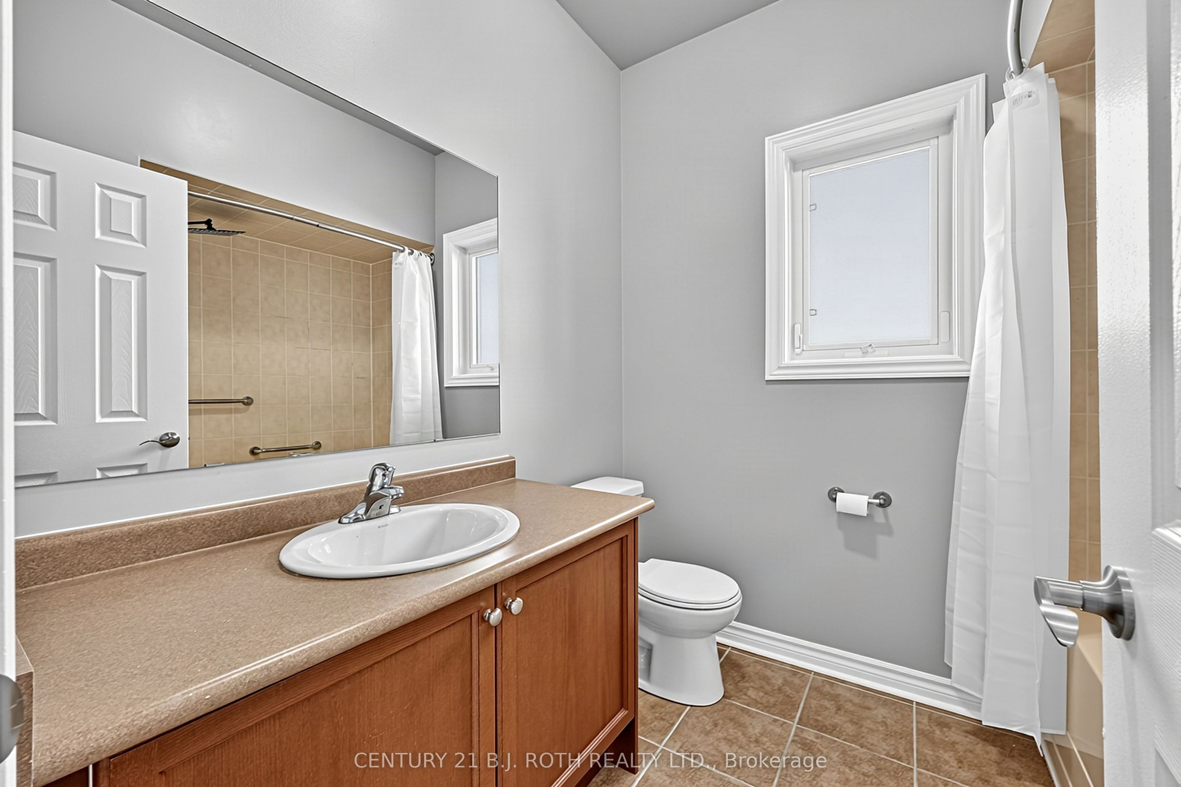 12 Lamont Crescent Property Photo 17