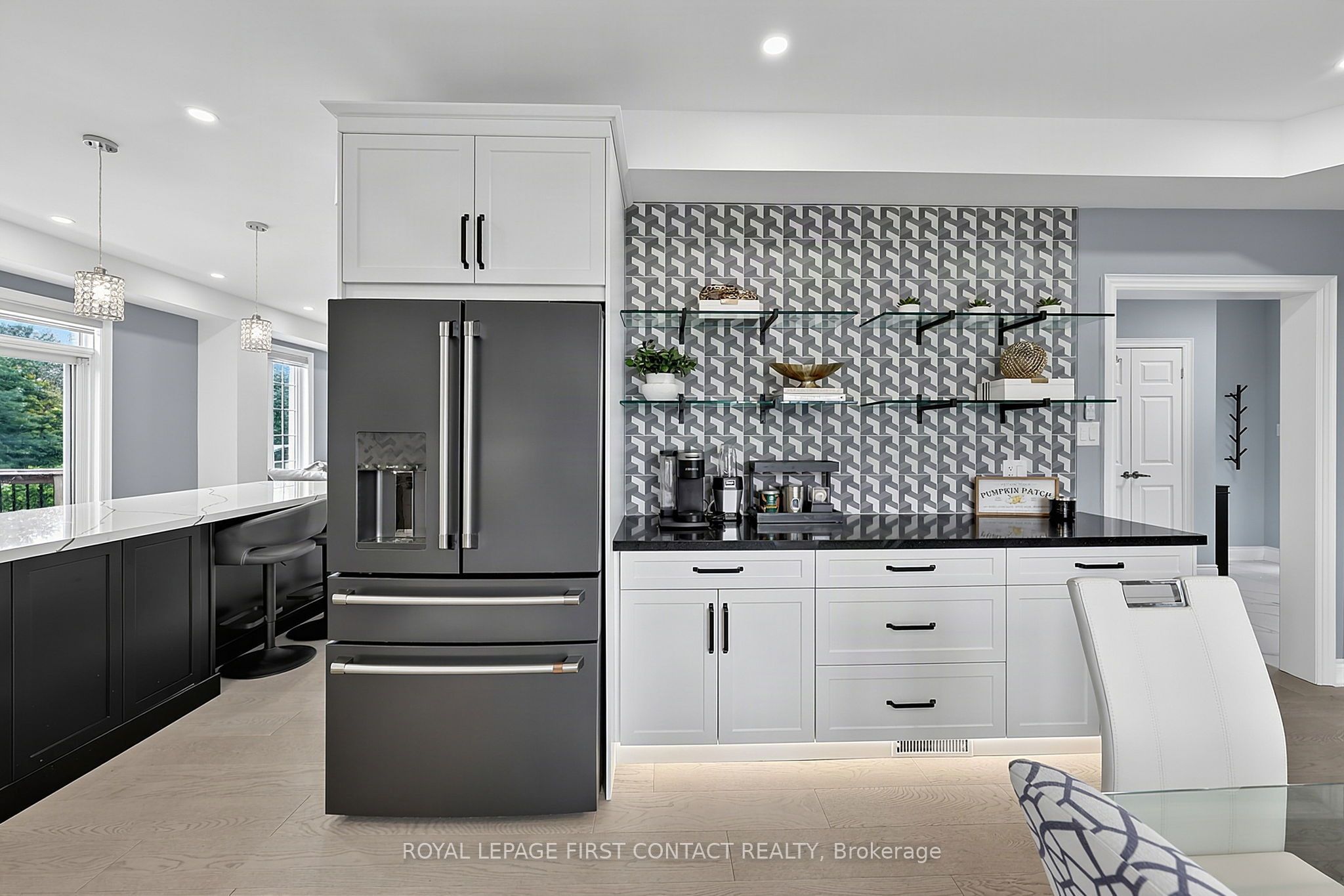 36 Regalia Way Property Photo 10