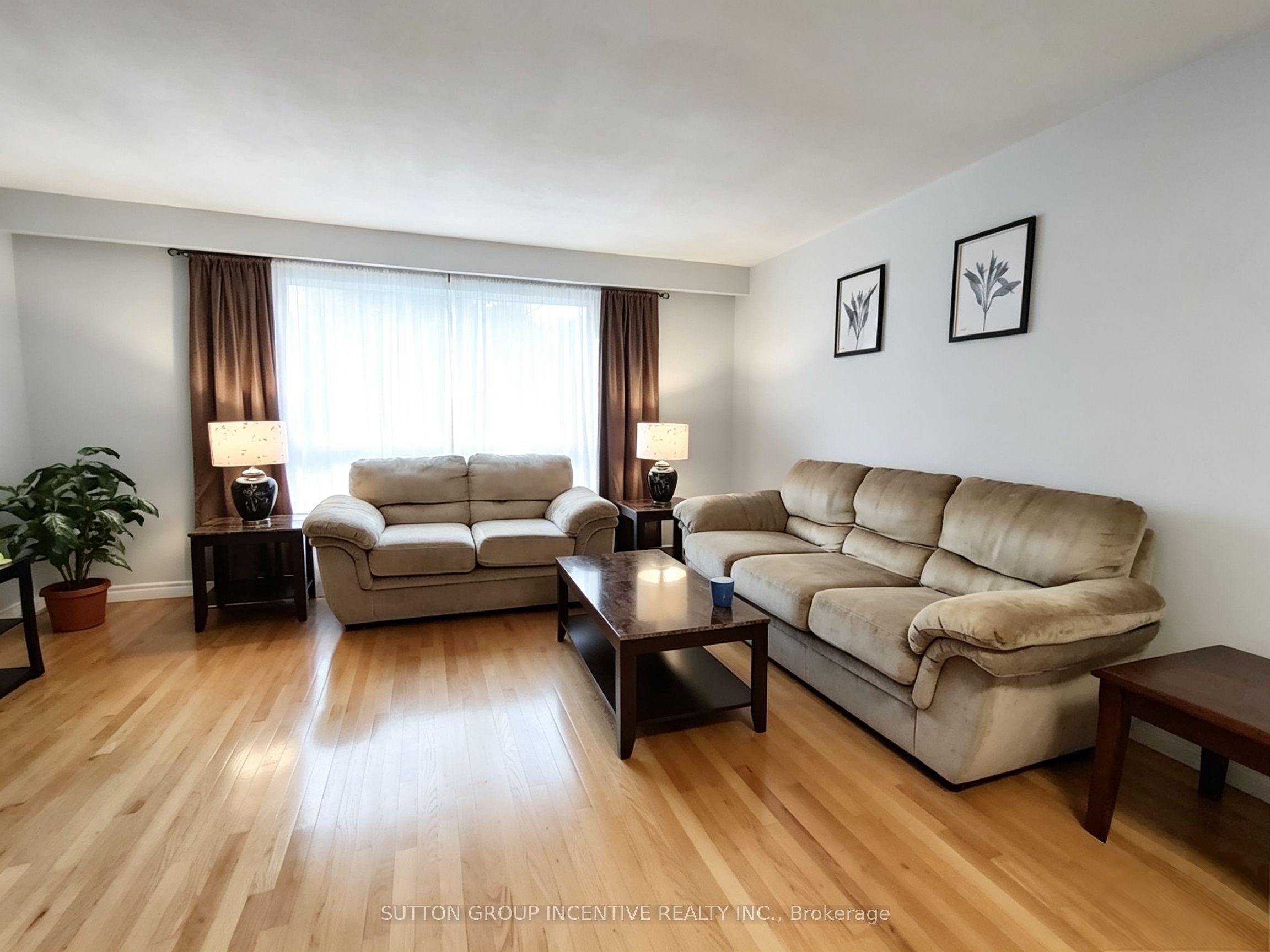 110 College Crescent Property Photo 5