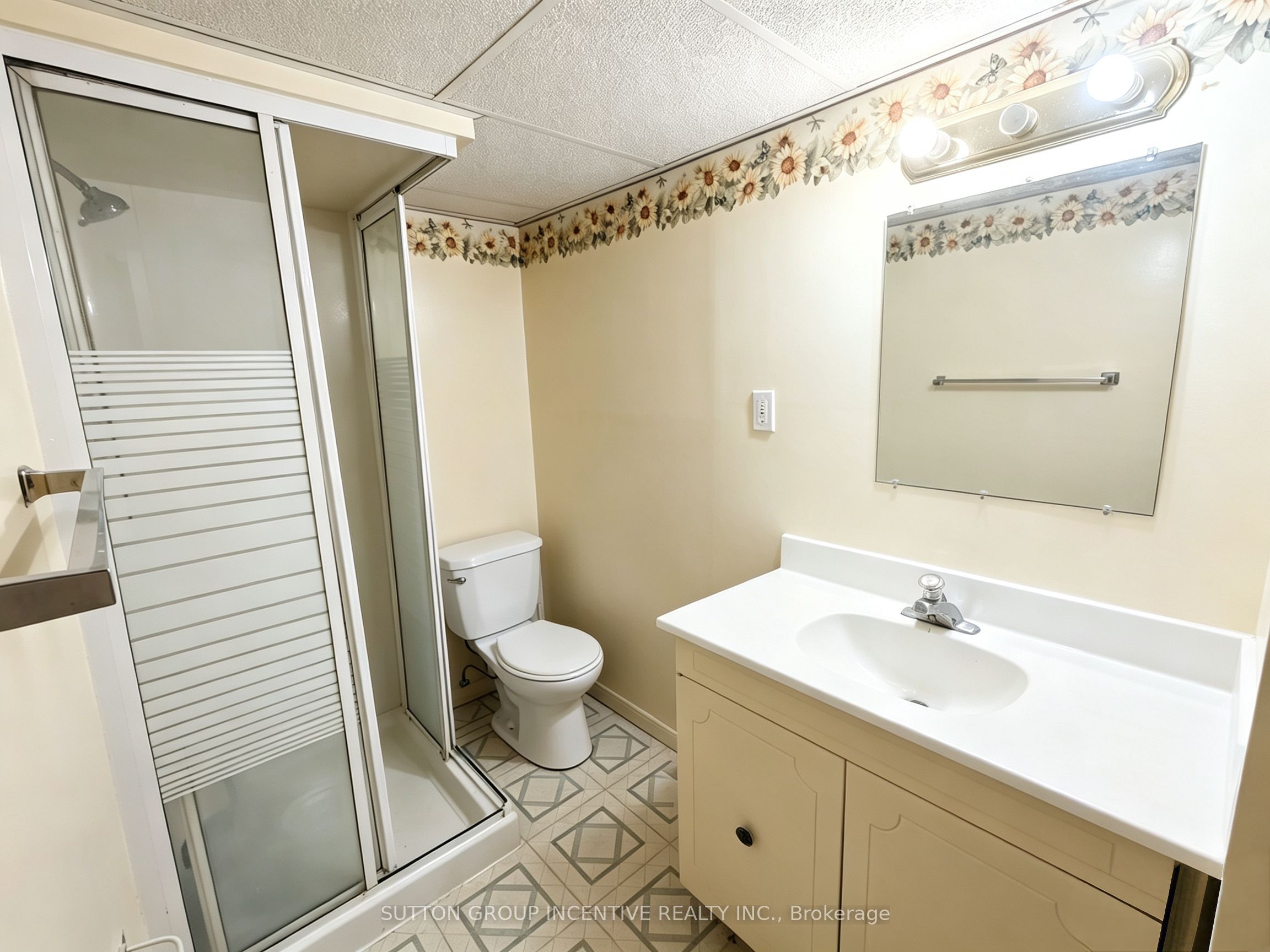 110 College Crescent Property Photo 25