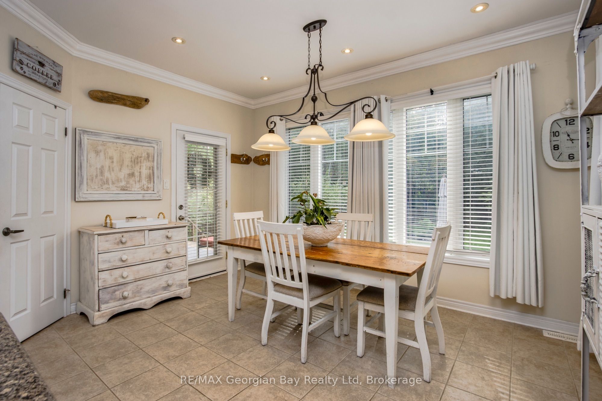 68 Riverwalk Place Property Photo 14