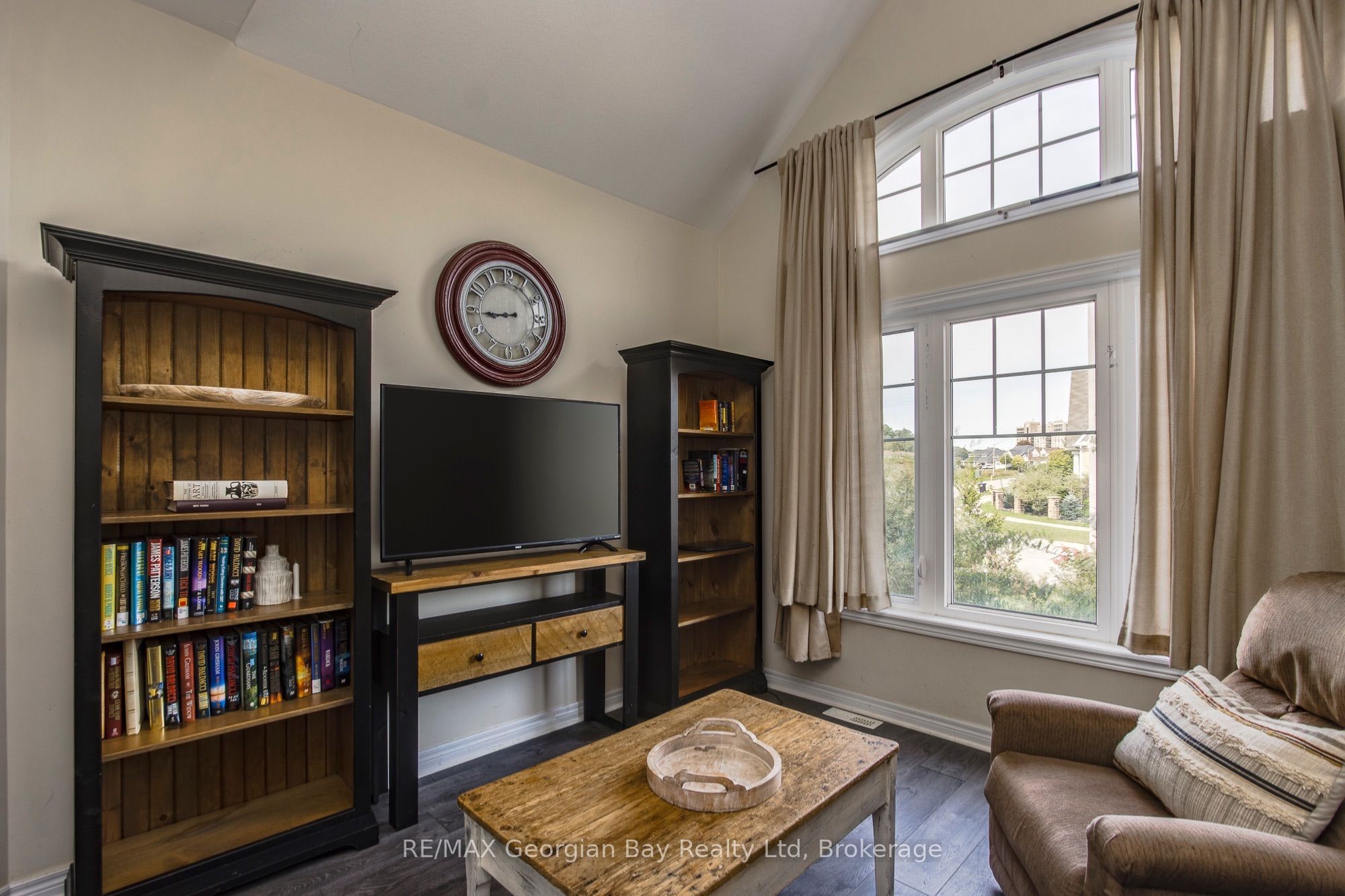 68 Riverwalk Place Property Photo 19