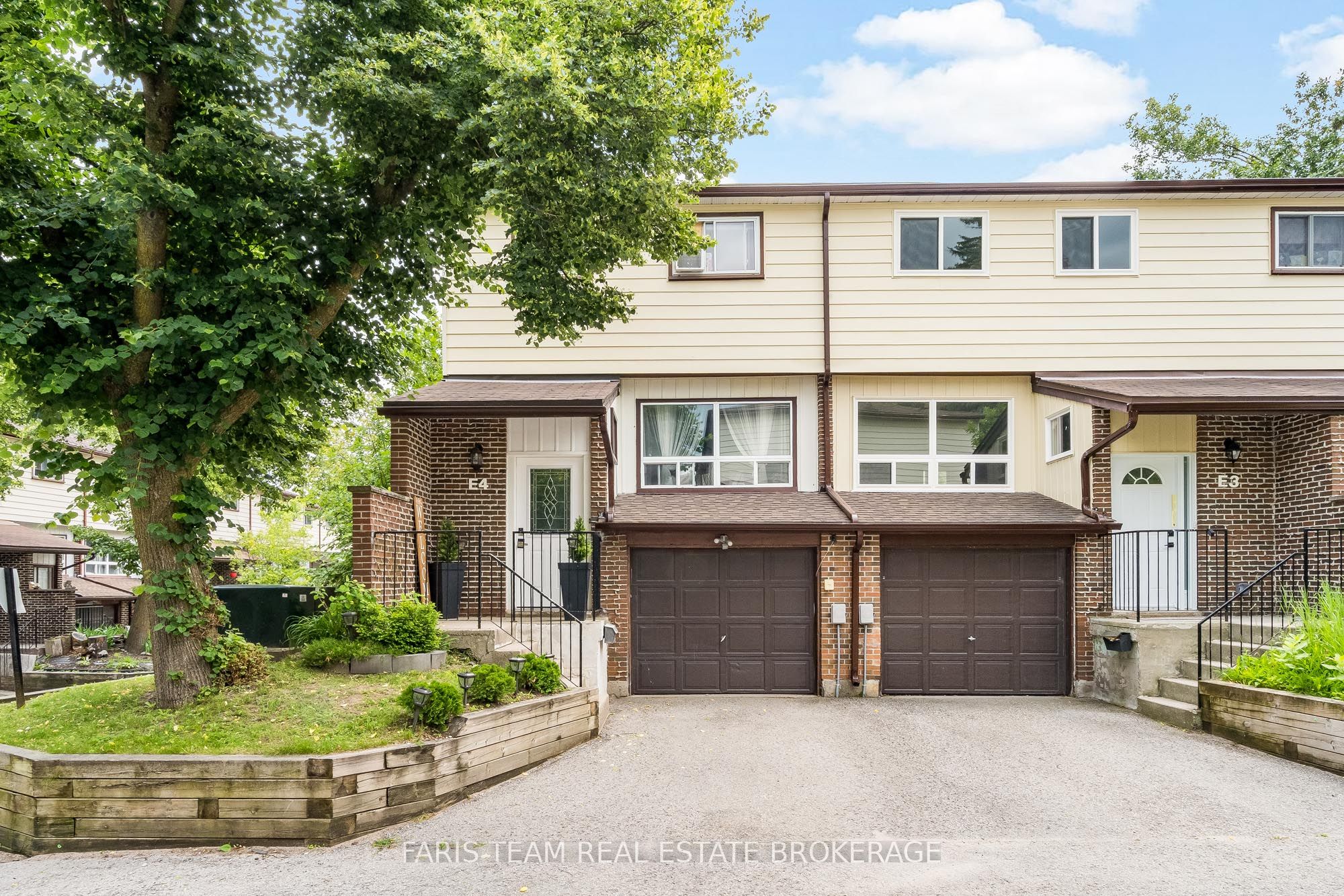 63 Ferris Lane E4 Property Photo 1