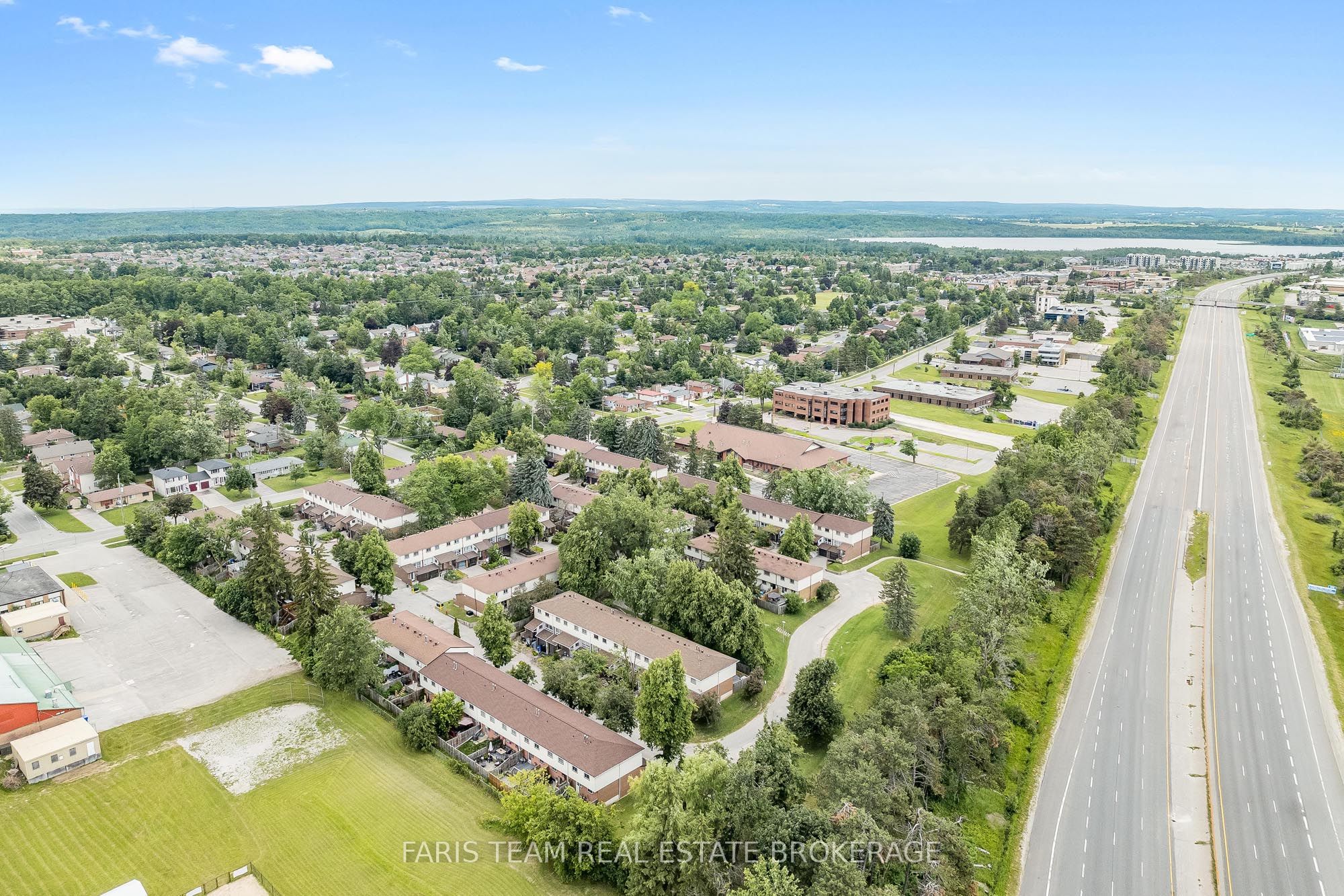 63 Ferris Lane E4 Property Photo 32