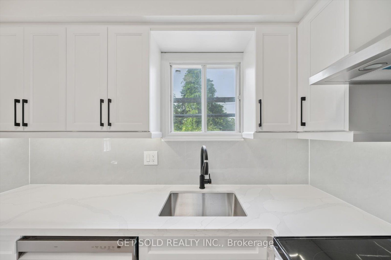 232 Kozlov Street Property Photo 11