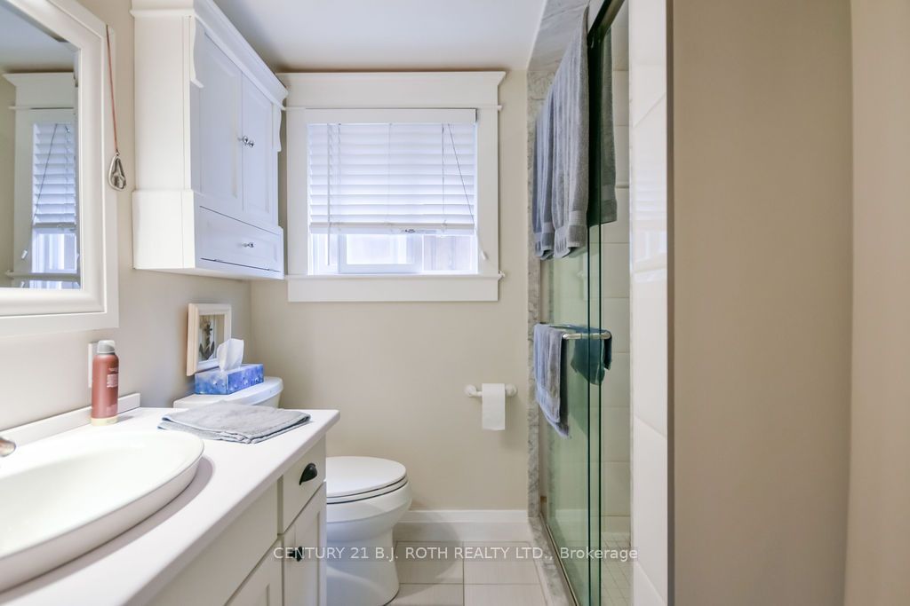 230 Shore Lane Property Photo 8