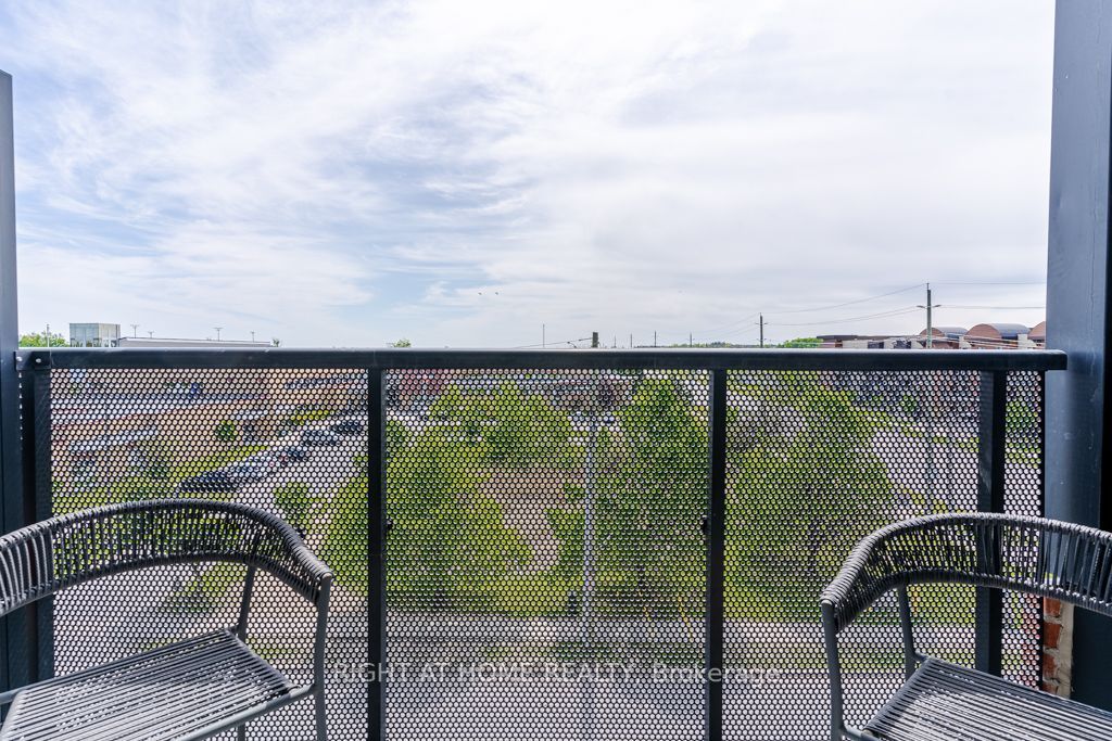 681 Yonge Street 409 Property Photo 22