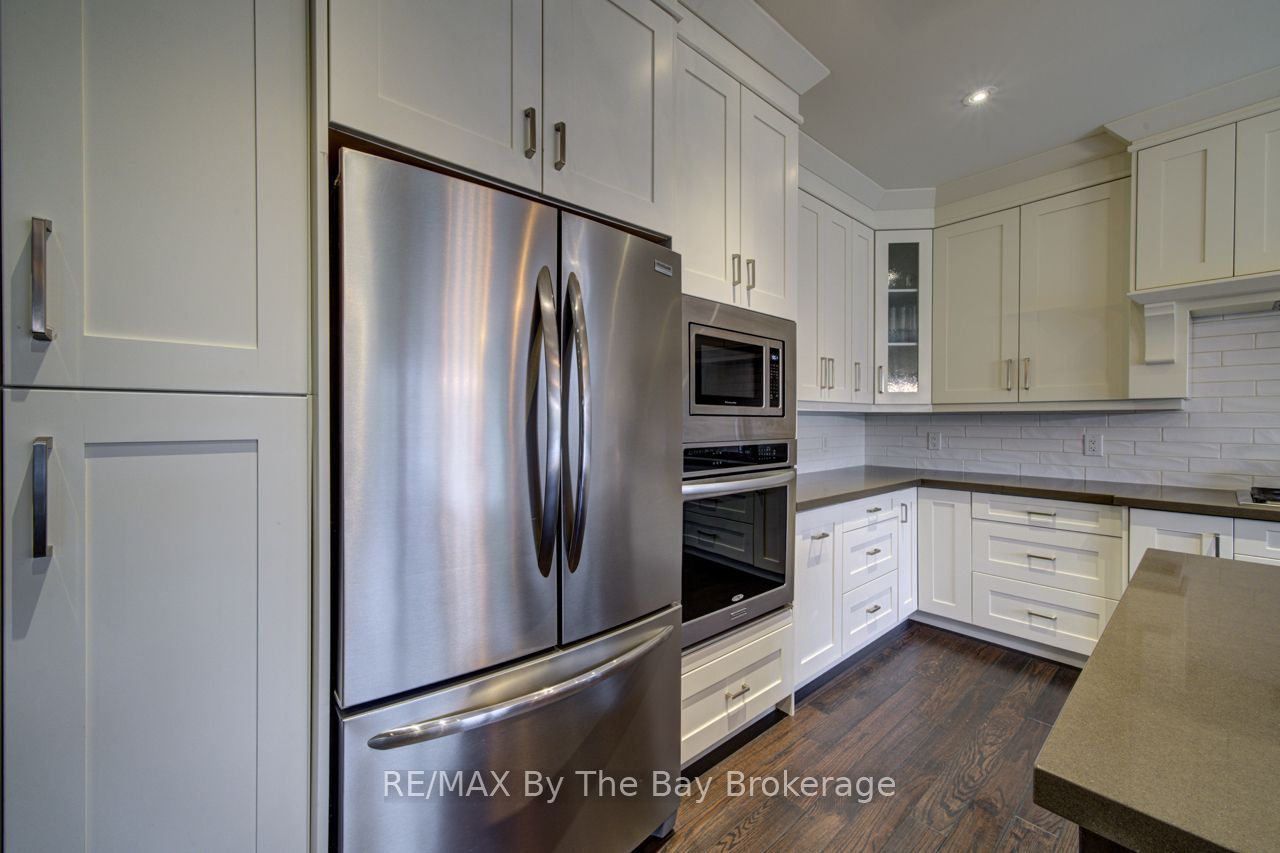 101 Stanley Street Property Photo 22