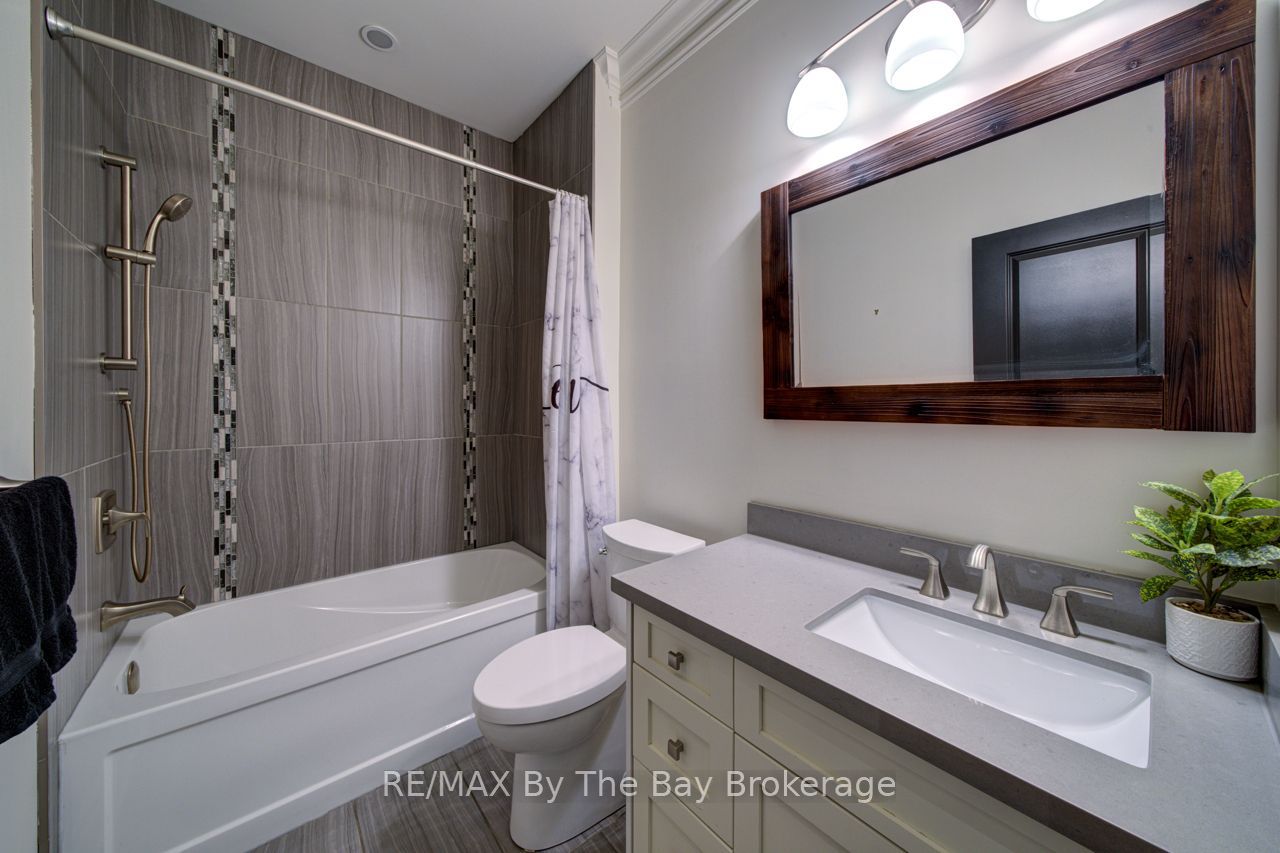 101 Stanley Street Property Photo 33